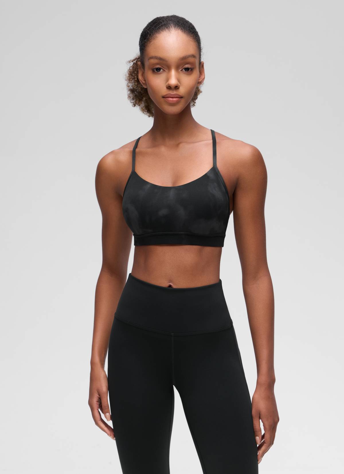 CRZ YOGA Butterluxe Sujetador Deportivo con Espalda en Y para Mujer Flores De Tinte Negro