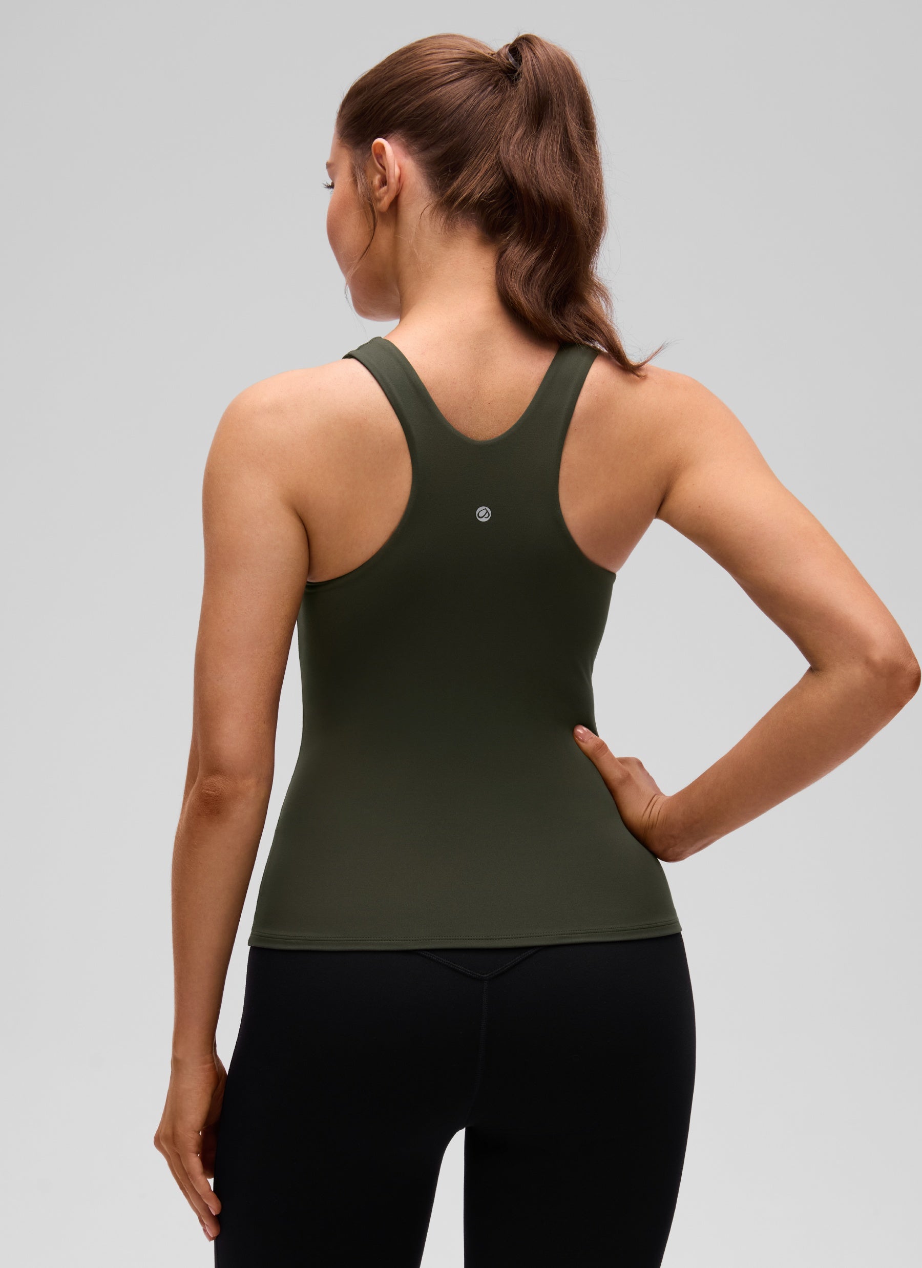 CRZ YOGA Butterluxe Camiseta con Espalda Cruzada y Estampado para Mujer Verde Oliva