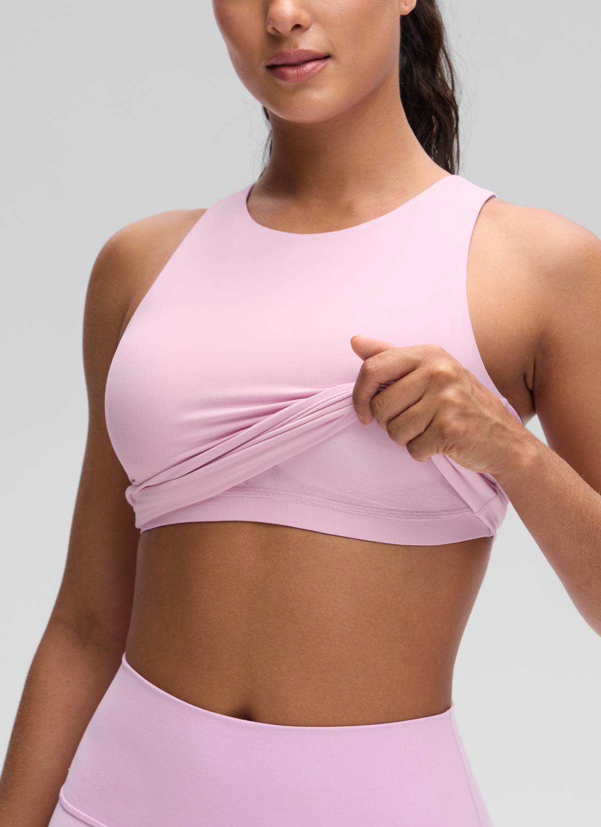 CRZ YOGA Butterluxe Camiseta con Espalda Cruzada y Estampado para Mujer Peonía Rosa