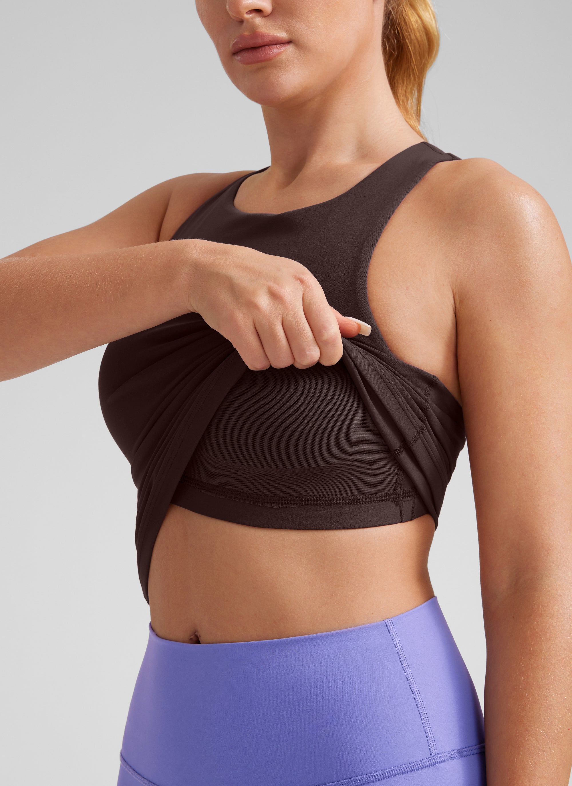 CRZ YOGA Butterluxe Camiseta con Espalda Cruzada y Estampado para Mujer Marrón Fudge Caliente