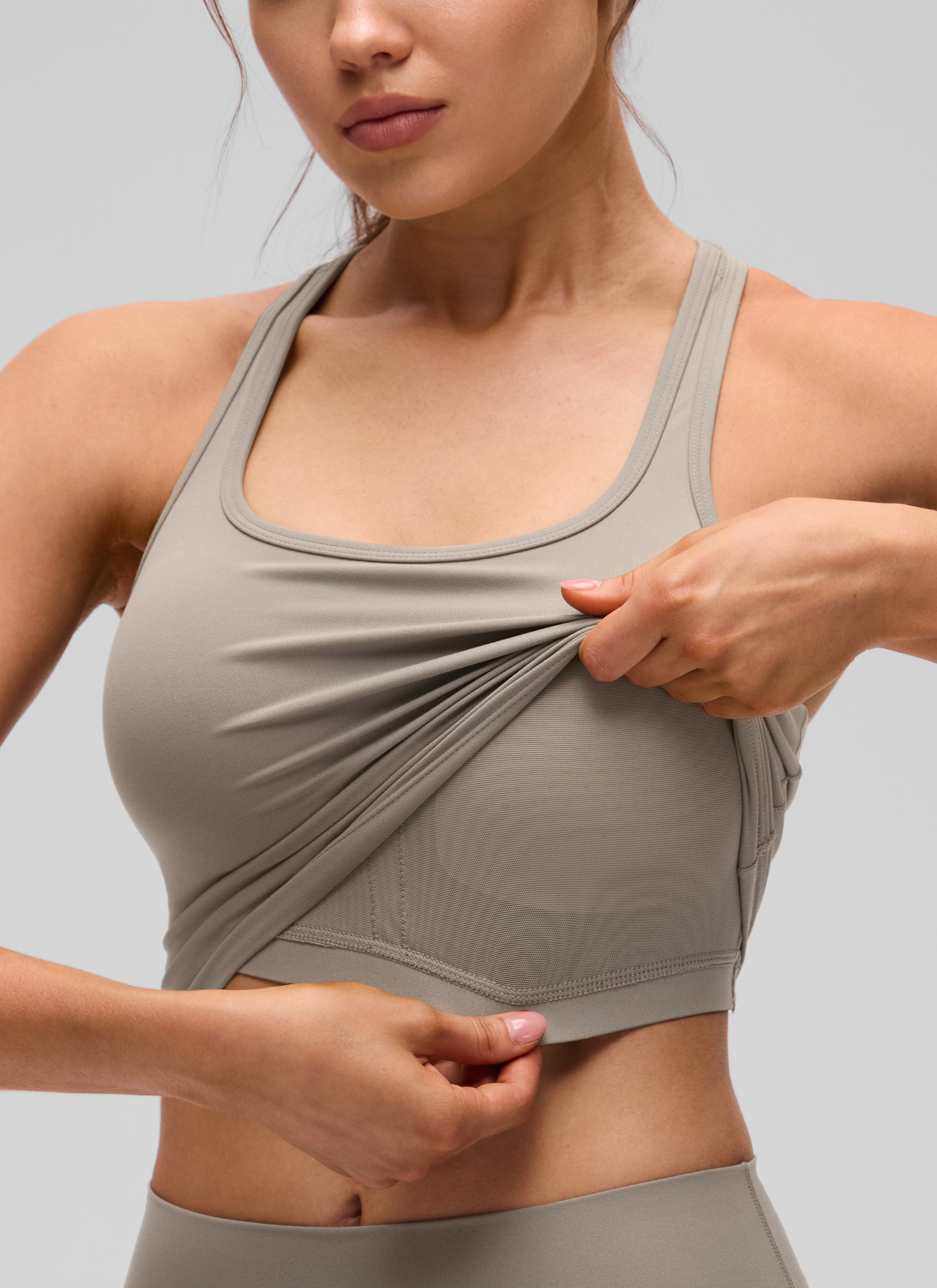 CRZ YOGA Sujetador con Escote Redondo y Espalda en Y para Mujer Gris Ceniza Cálido