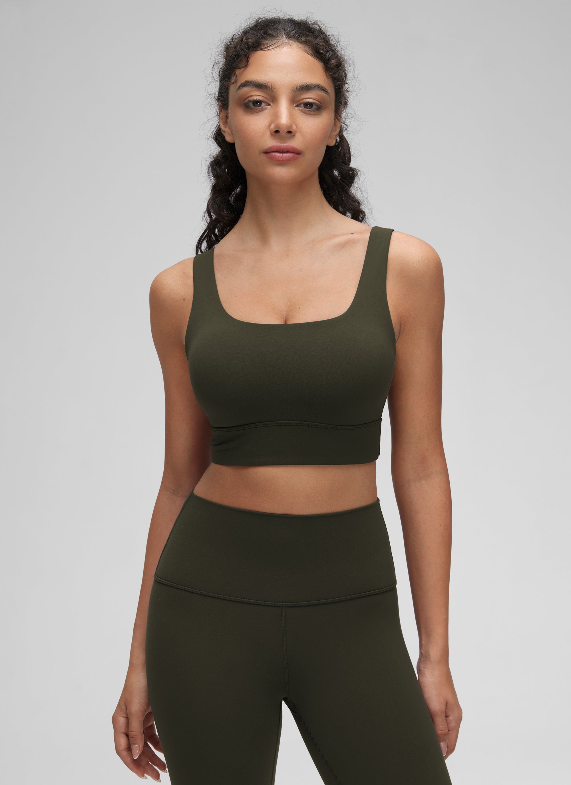 CRZ YOGA  Butterluxe Sujetador Deportivo Espalda en U Verde Oliva