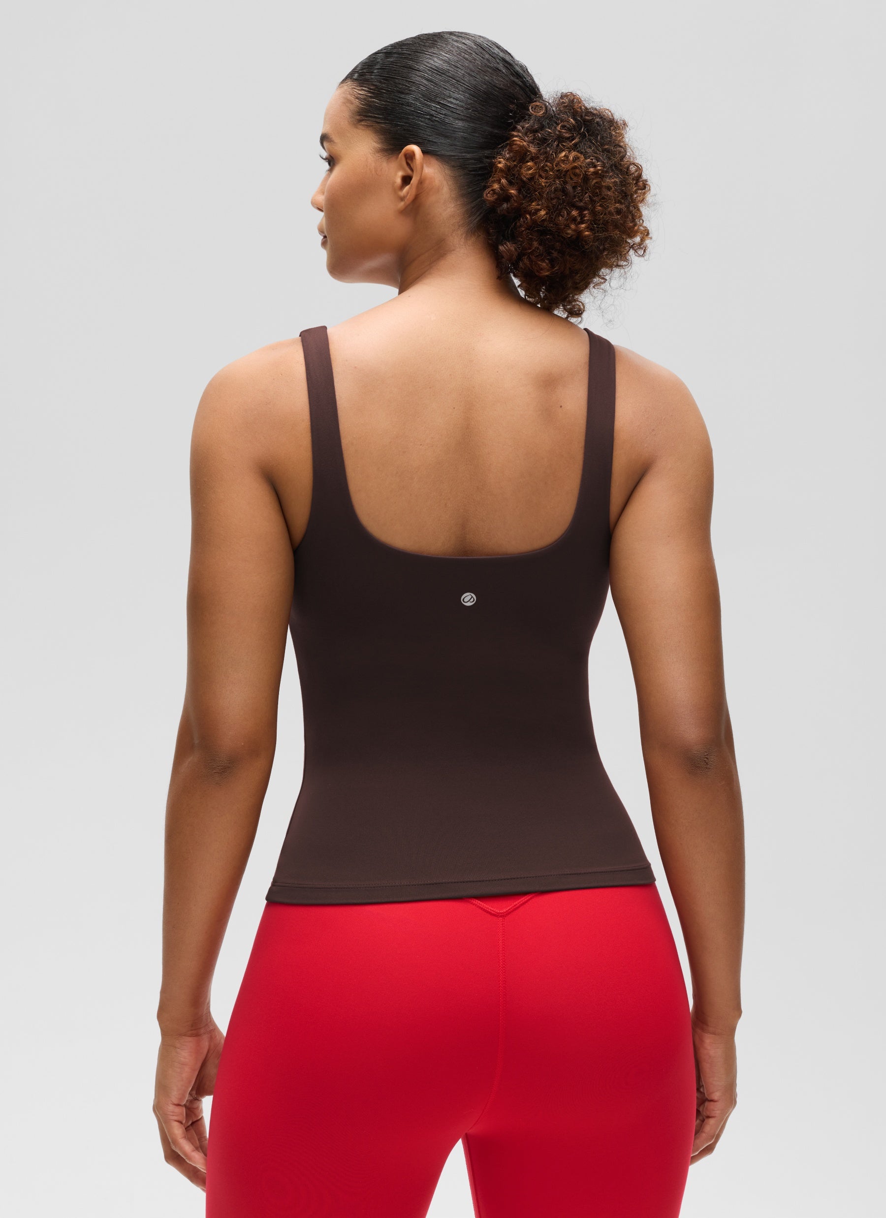 CRZ YOGA Butterluxe Camiseta sin Mangas con Cuello en U para Mujer Marrón Fudge Caliente