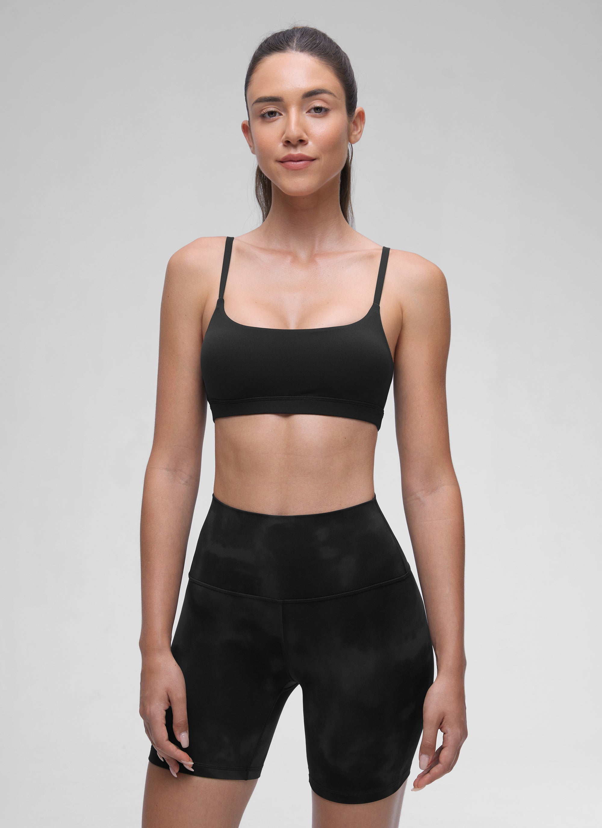 CRZ YOGA Butterluxe Sujetador con Tirantes Spaguetti Ajustables Negro
