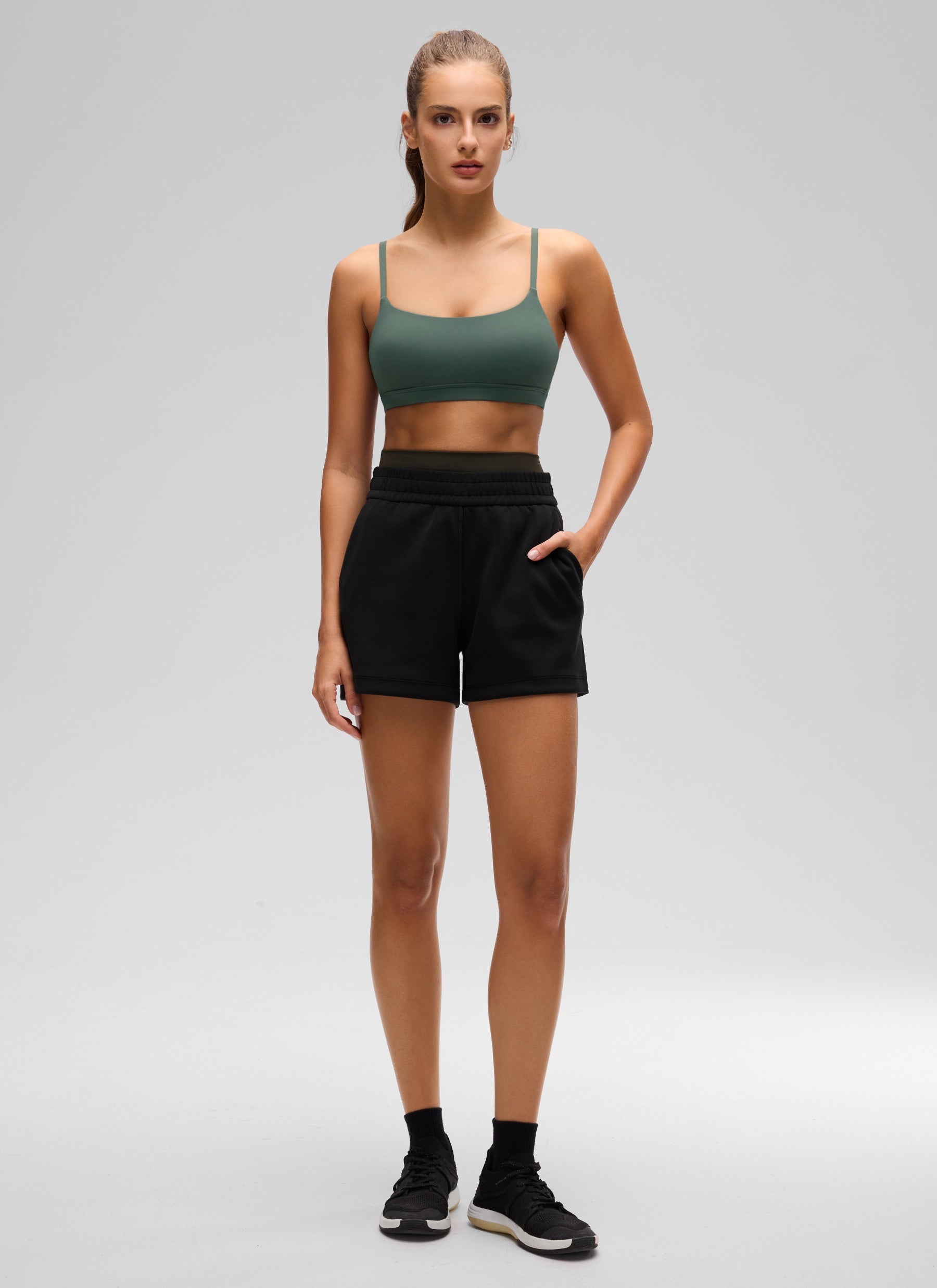 CRZ YOGA Butterluxe Sujetador con Tirantes Spaguetti Ajustables Verde Bosque Oscuro