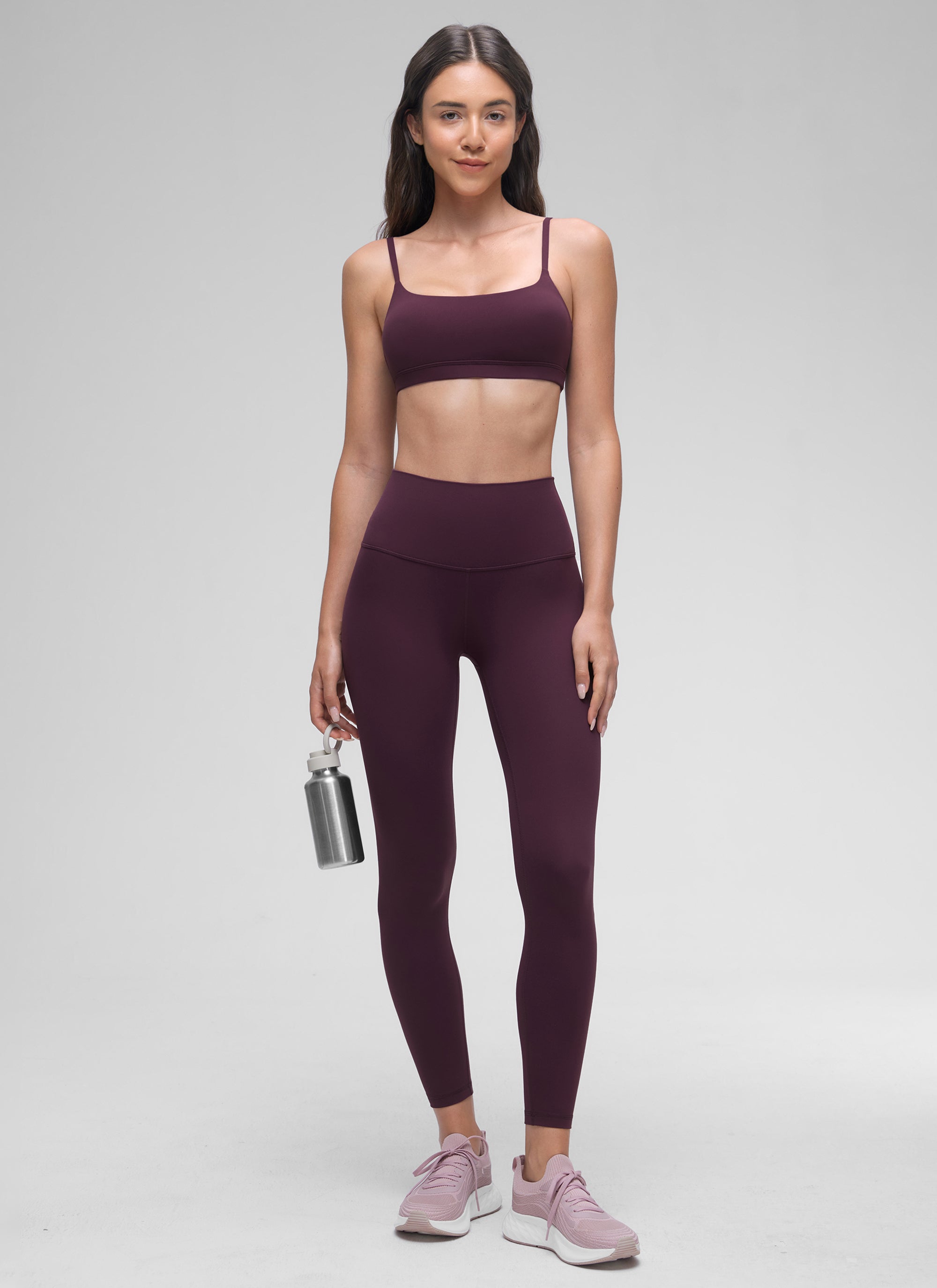 CRZ YOGA Butterluxe Sujetador con Tirantes Spaguetti Ajustables Deep Purple