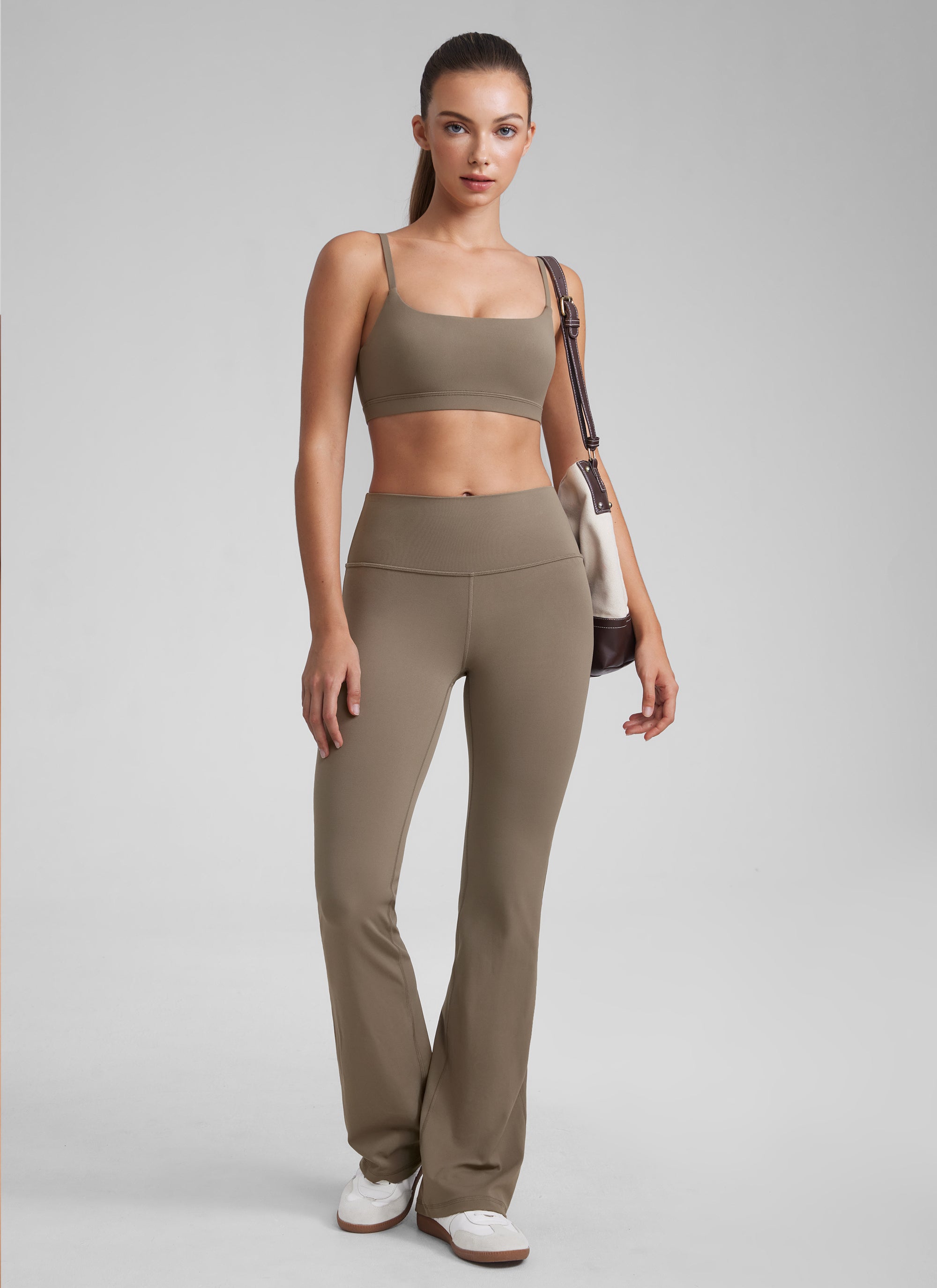 CRZ YOGA Butterluxe Sujetador con Tirantes Spaguetti Ajustables Nomad Gris