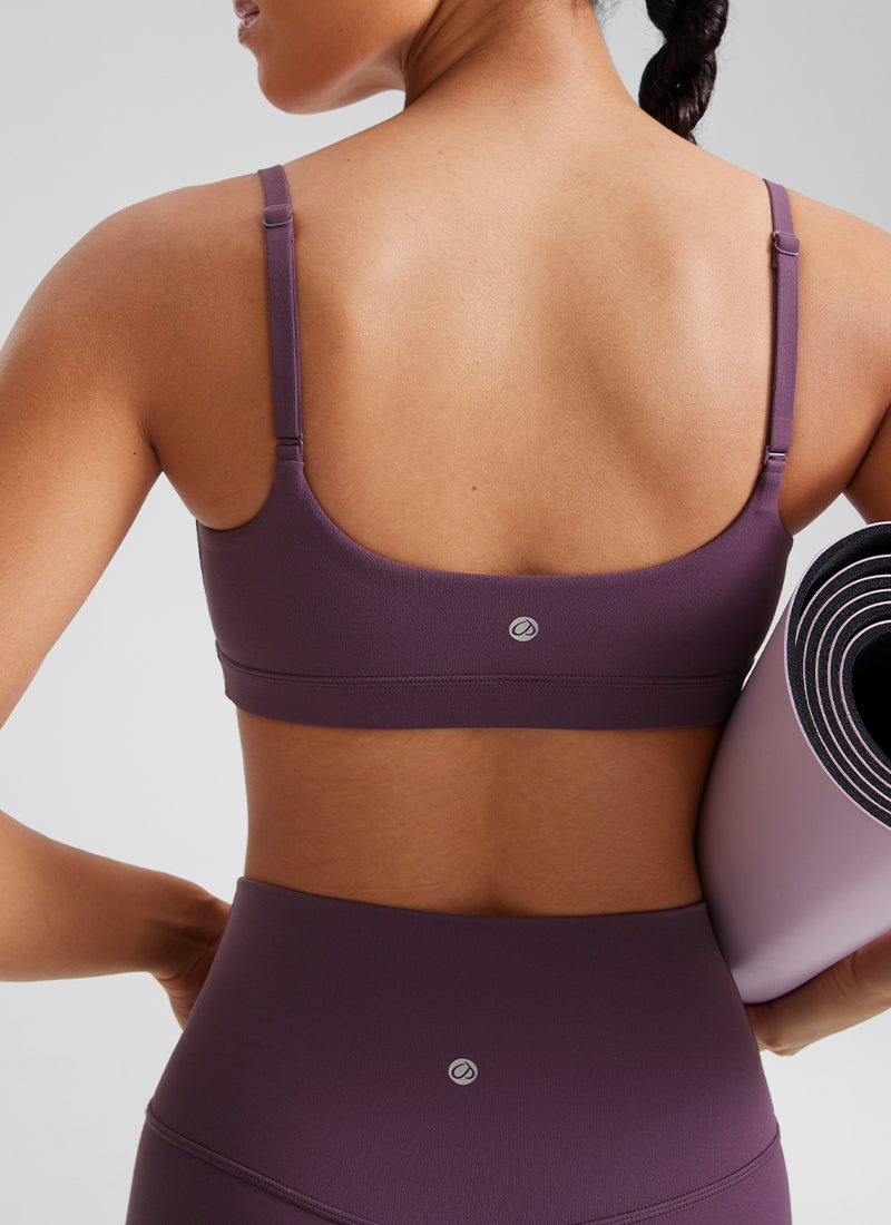 CRZ YOGA Butterluxe Sujetador con Tirantes Spaguetti Ajustables Uva Cardo Morado