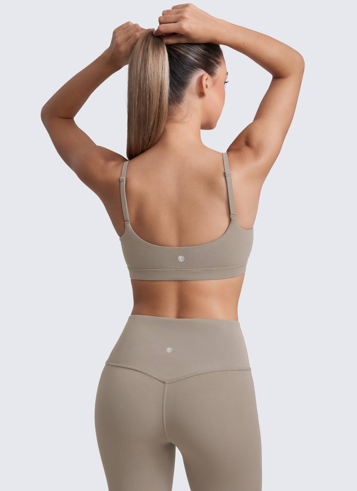 CRZ YOGA Butterluxe Sujetador con Tirantes Spaguetti Ajustables Gris Ceniza Cálido