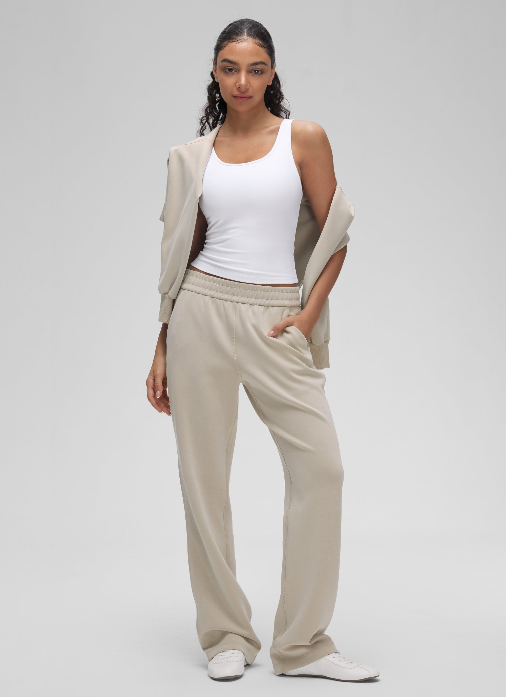 CRZ YOGA Butterluxe Tank de Corte Ajustado con Racerback para Mujer blanco