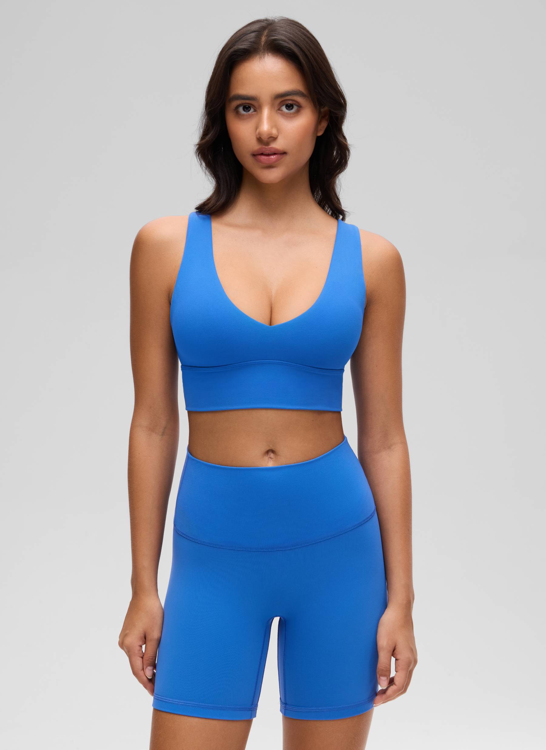 CRZ YOGA Butterluxe Sujetador Deportivo Largo con Cuello en V Profundo Azul Destello