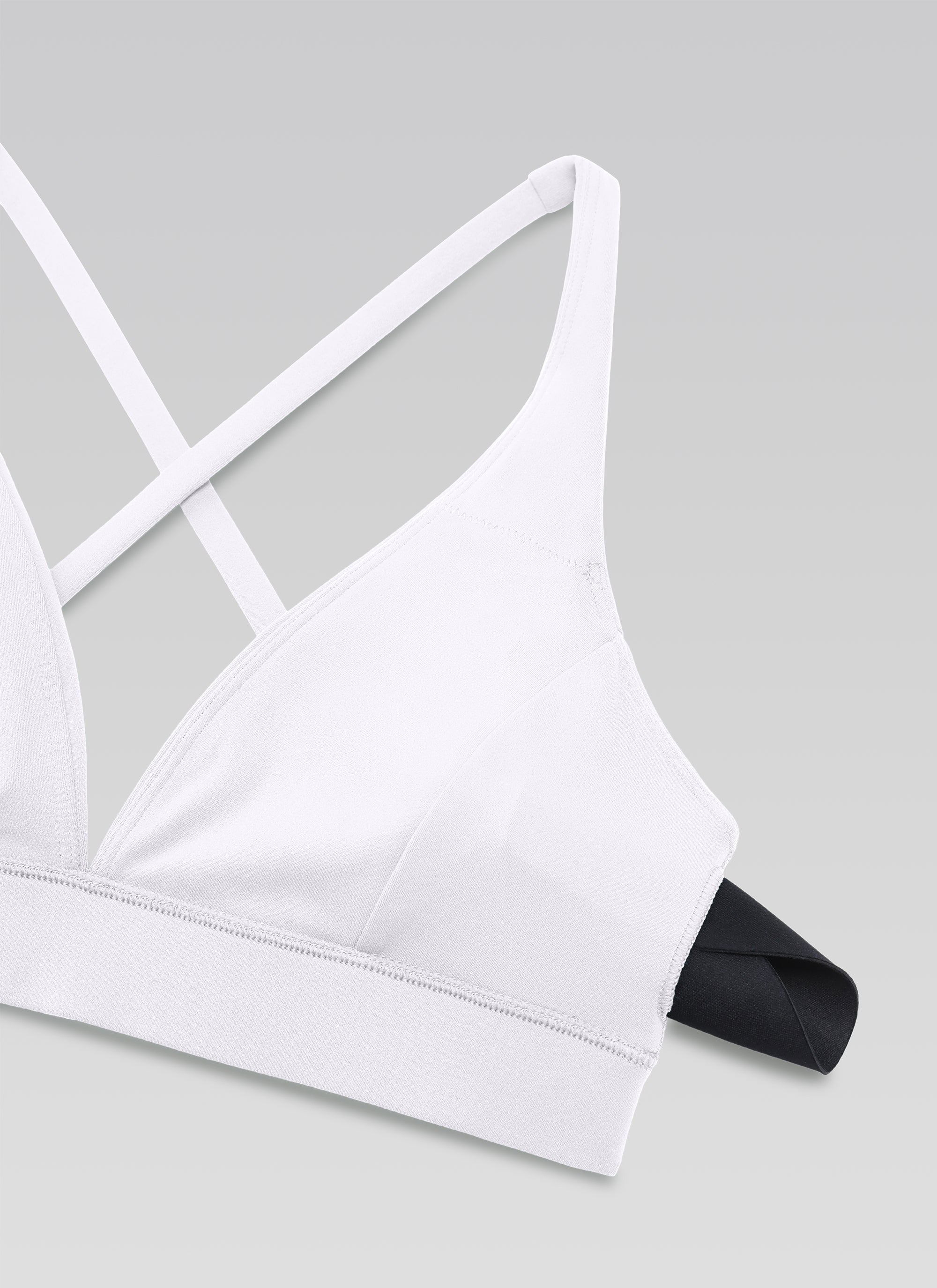 CRZ YOGA Sujetador Criss Cross con Tirantes Finos y Cuello en V Profundo blanco