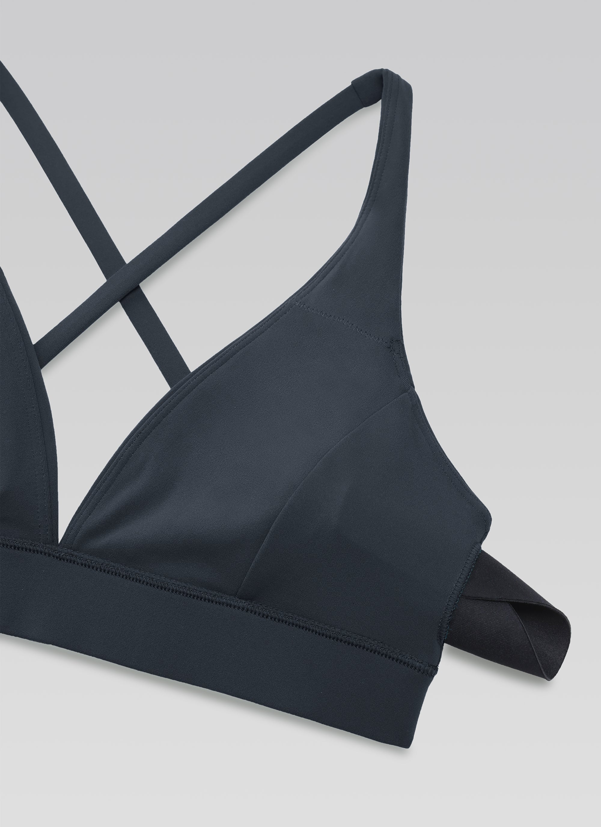 CRZ YOGA Sujetador Criss Cross con Tirantes Finos y Cuello en V Profundo True Navy