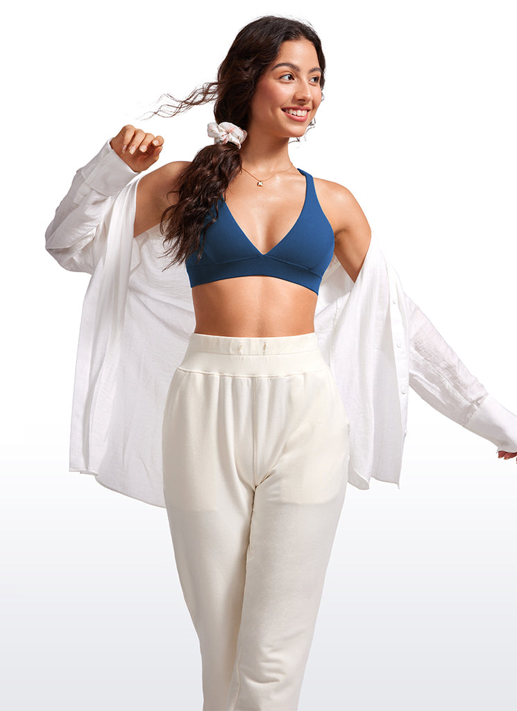 CRZ YOGA Sujetador Criss Cross con Tirantes Finos y Cuello en V Profundo Negro