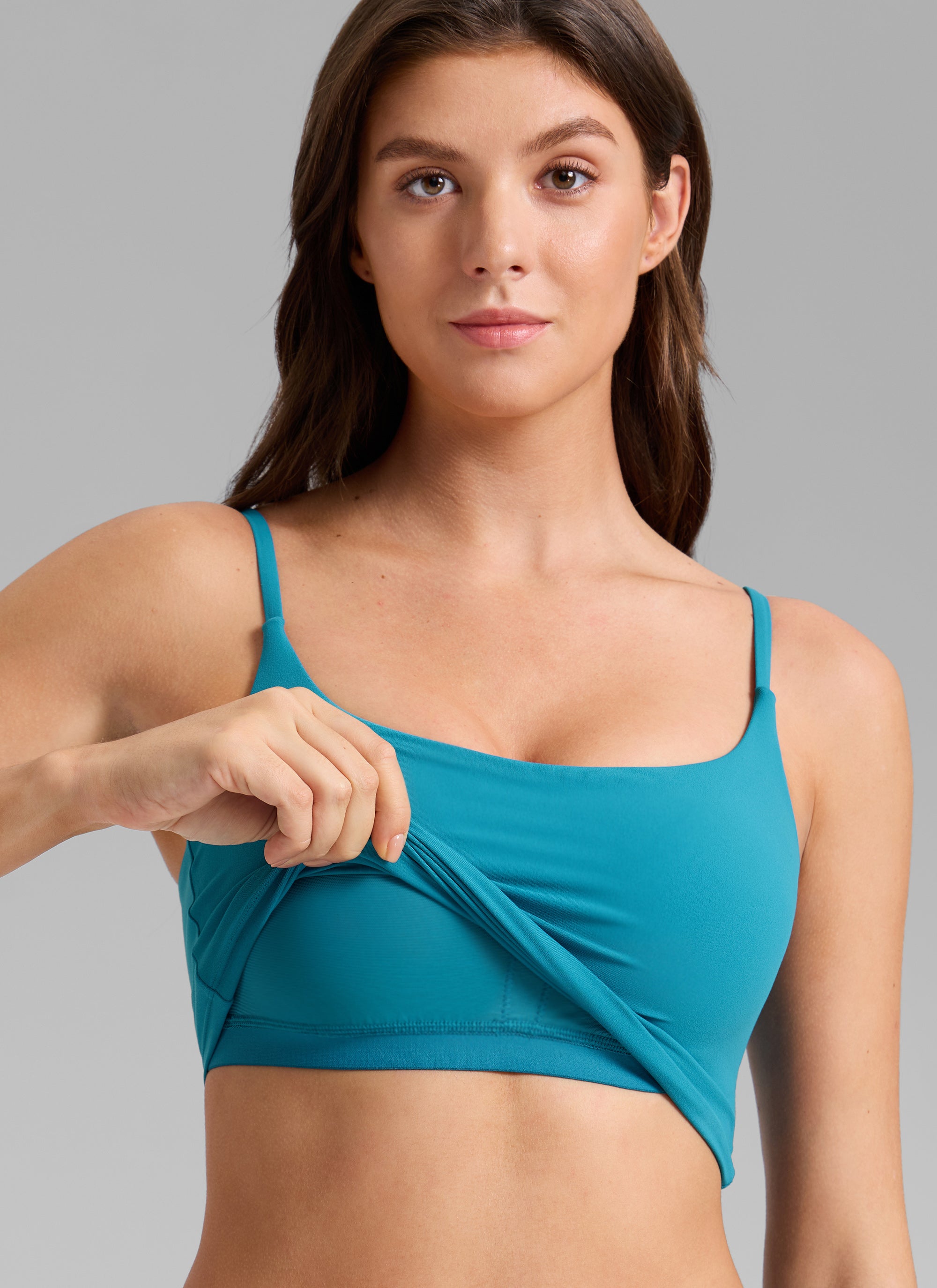 CRZ YOGA Butterlift Sujetador Deportivo con Escote Redondo y U Espalda para Mujer Azul Hawaiano @model_info:Gelya