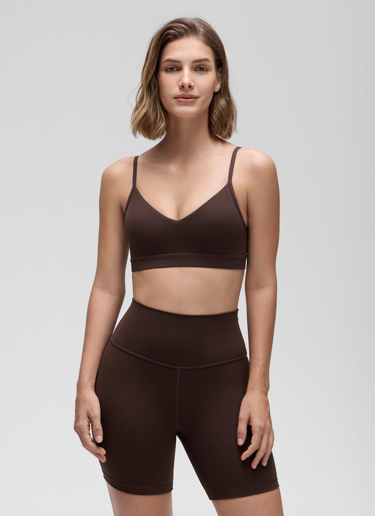 CRZ YOGA Butterluxe Sujetador con Cuello en V y Tirantes Espagueti para Mujer Marrón Fudge Caliente
