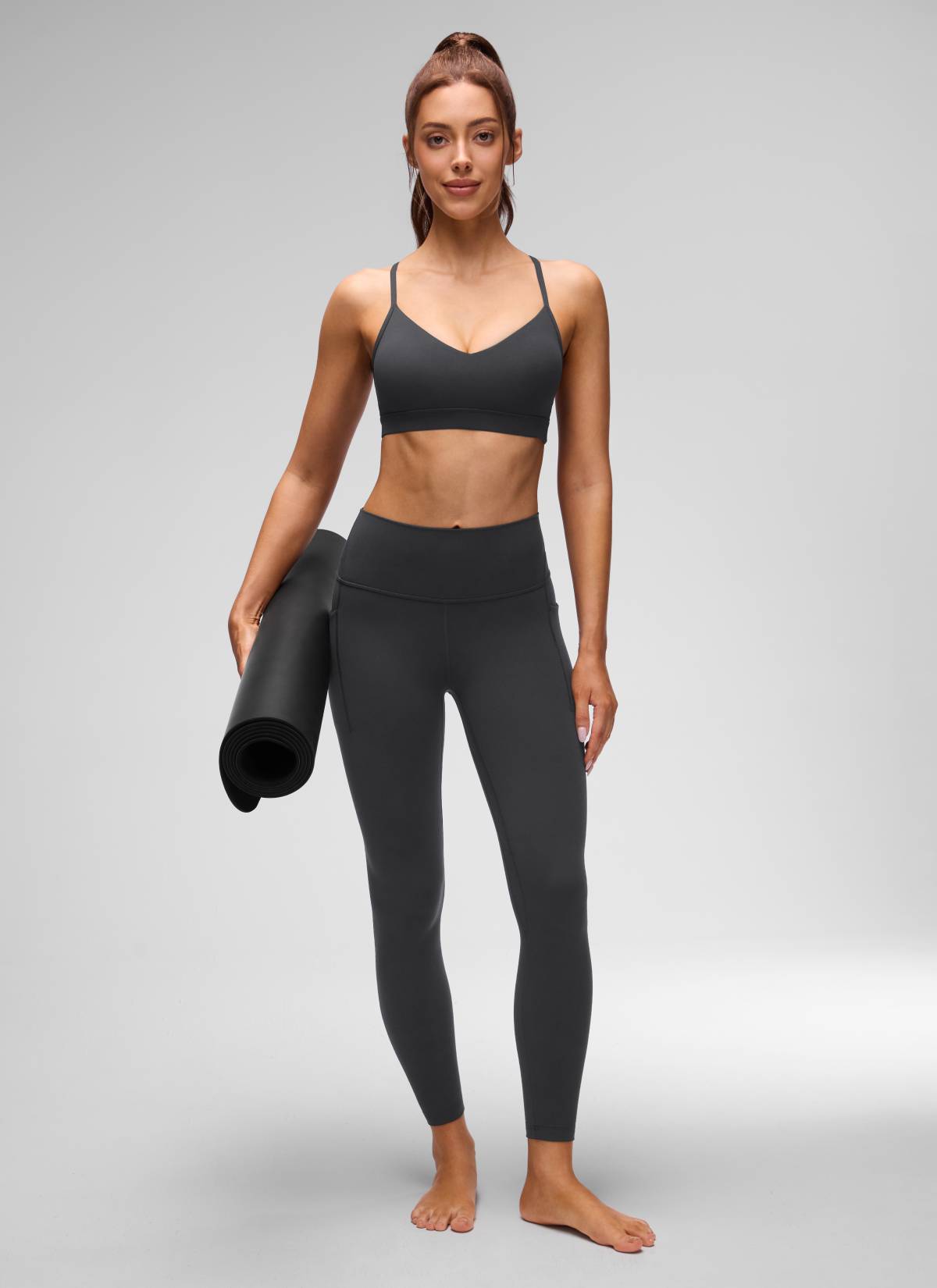 CRZ YOGA Butterluxe Sujetador con Cuello en V y Tirantes Espagueti para Mujer Gris misterioso