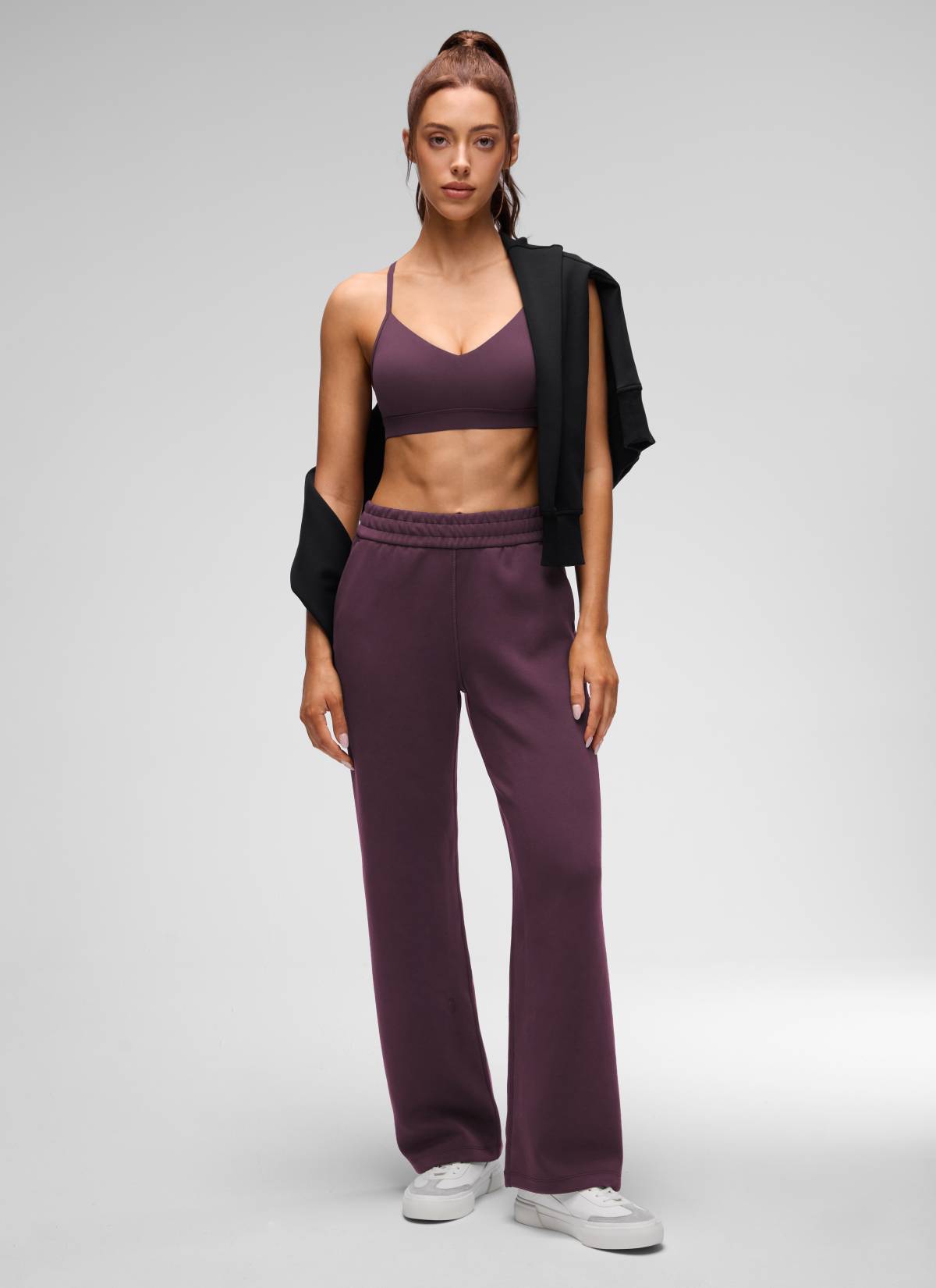 CRZ YOGA Butterluxe Sujetador con Cuello en V y Tirantes Espagueti para Mujer Uva Cardo Morado