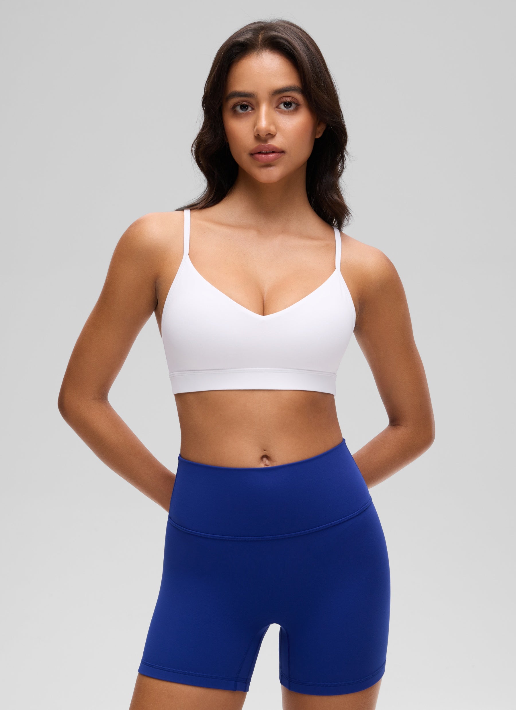 CRZ YOGA Butterluxe Sujetador con Cuello en V y Tirantes Espagueti para Mujer blanco