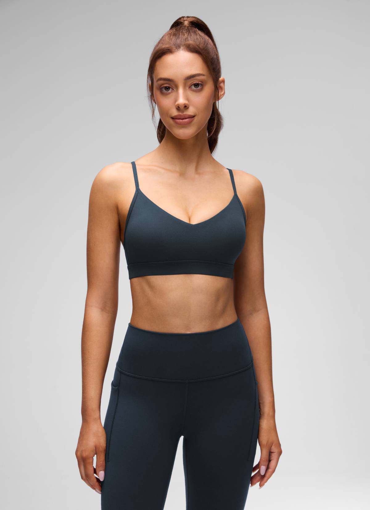 CRZ YOGA Butterluxe Sujetador con Cuello en V y Tirantes Espagueti para Mujer True Navy
