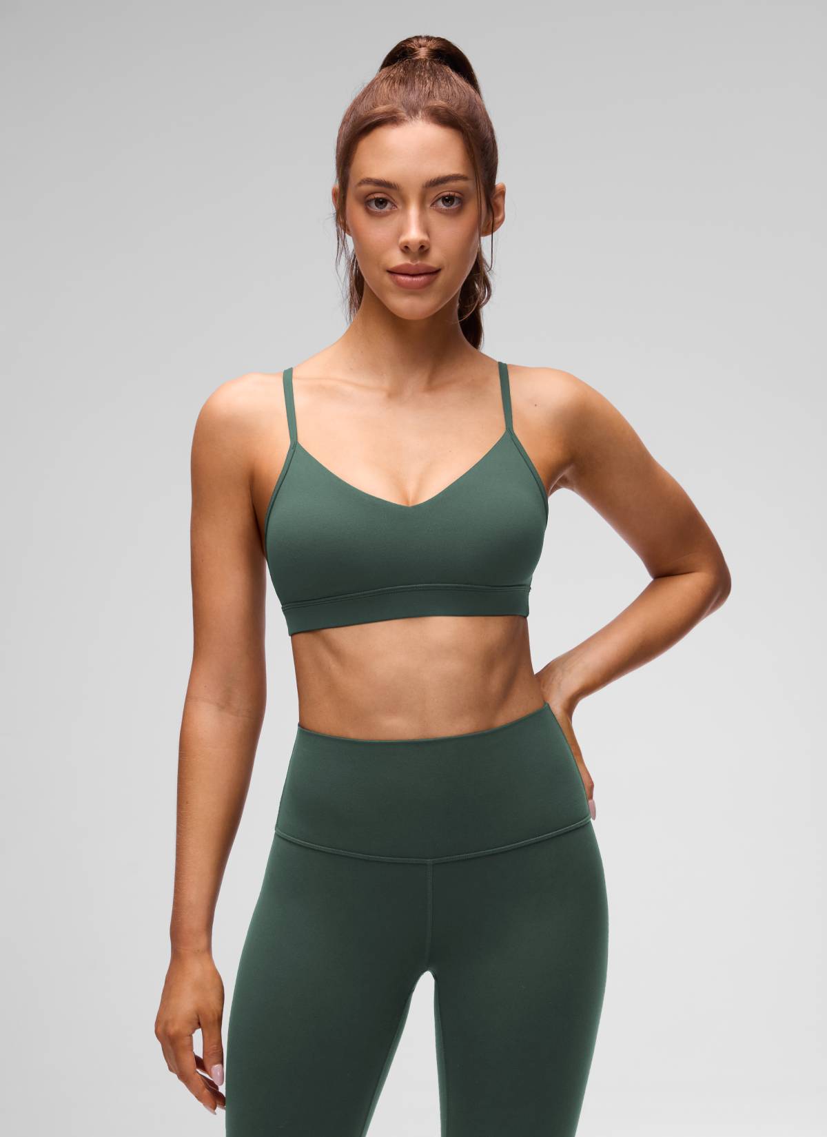 CRZ YOGA Butterluxe Sujetador con Cuello en V y Tirantes Espagueti para Mujer Verde Bosque Oscuro