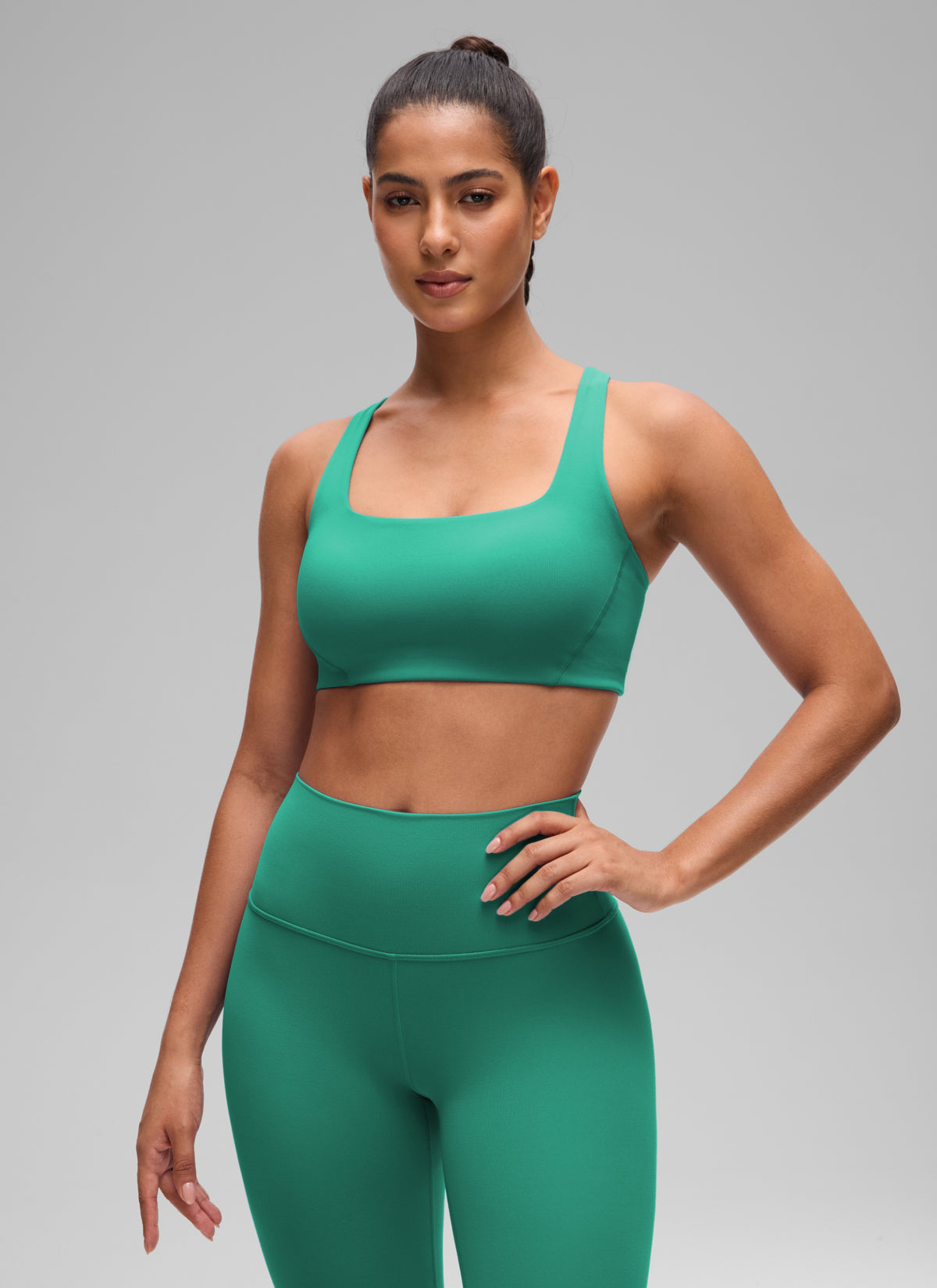 CRZ YOGA Butterlift Sujetador Deportivo con Escote Cuadrado y Doble Capa para Mujer Verde Cascadia @model_info:C