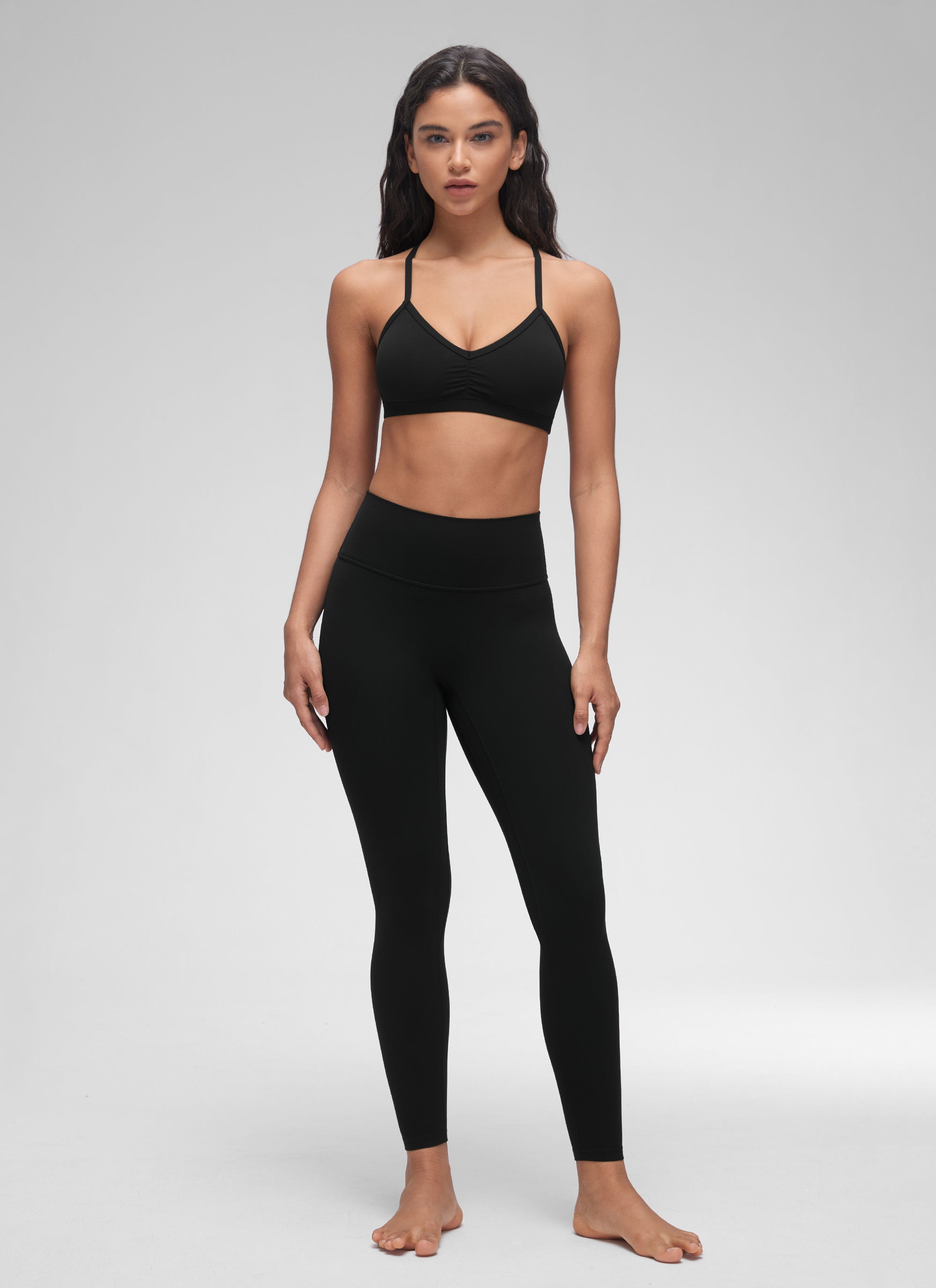 CRZ YOGA Sujetador Deportivo con Acolchado y Ruched en V para Mujer Negro