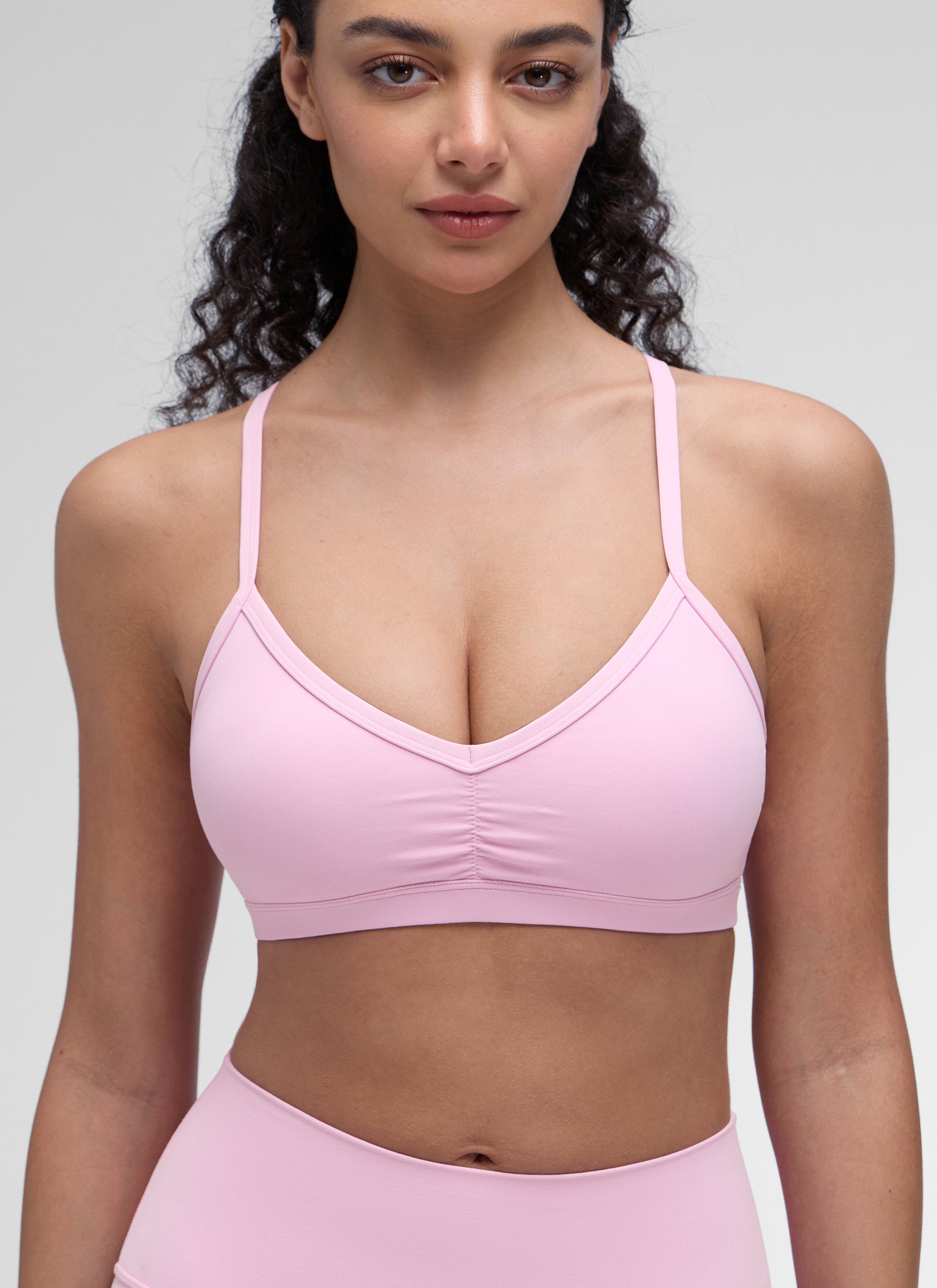 CRZ YOGA Sujetador Deportivo con Acolchado y Ruched en V para Mujer Vita Rosa