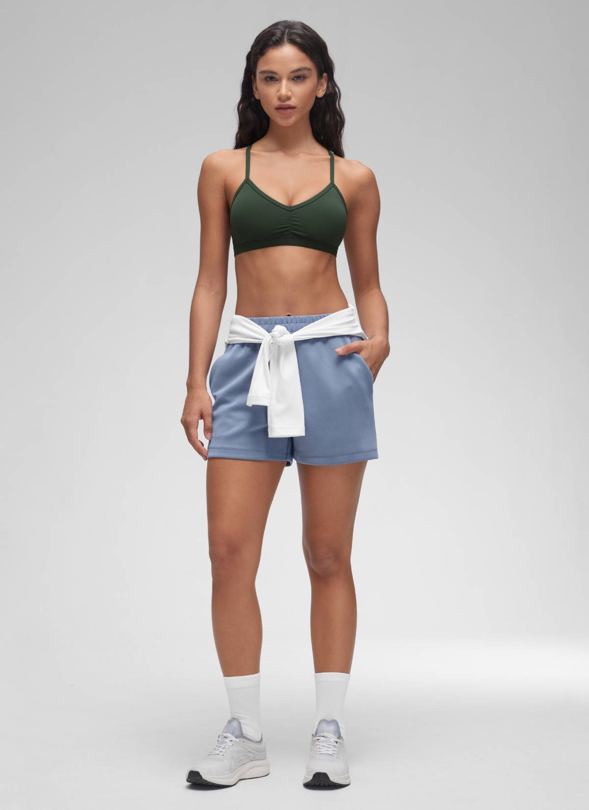 CRZ YOGA Sujetador Deportivo con Acolchado y Ruched en V para Mujer Leyenda Verde