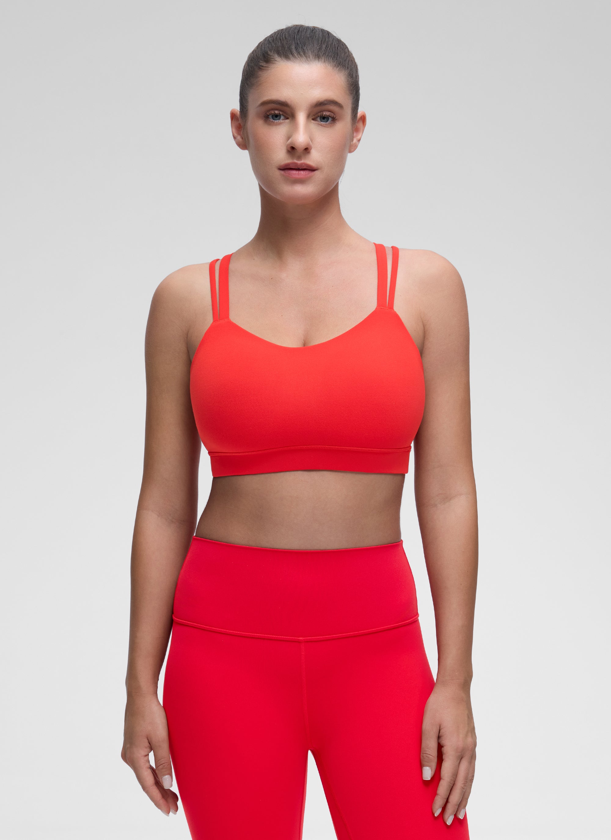 CRZ YOGA Mujer Yoga Soporte Ligero Moldeado Escote en U Doble Tirante Rojo Profundo
