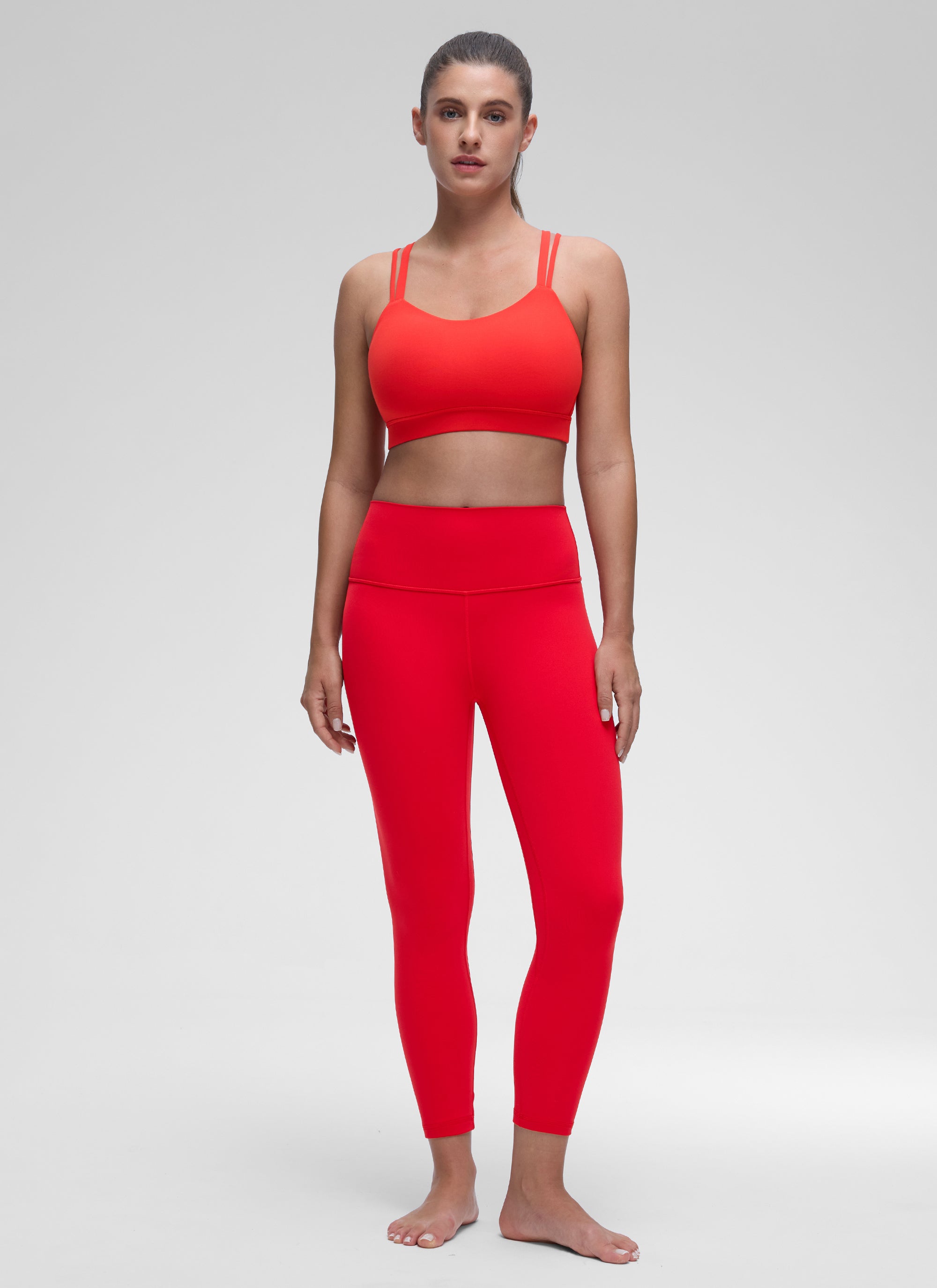 CRZ YOGA Mujer Yoga Soporte Ligero Moldeado Escote en U Doble Tirante Rojo Profundo