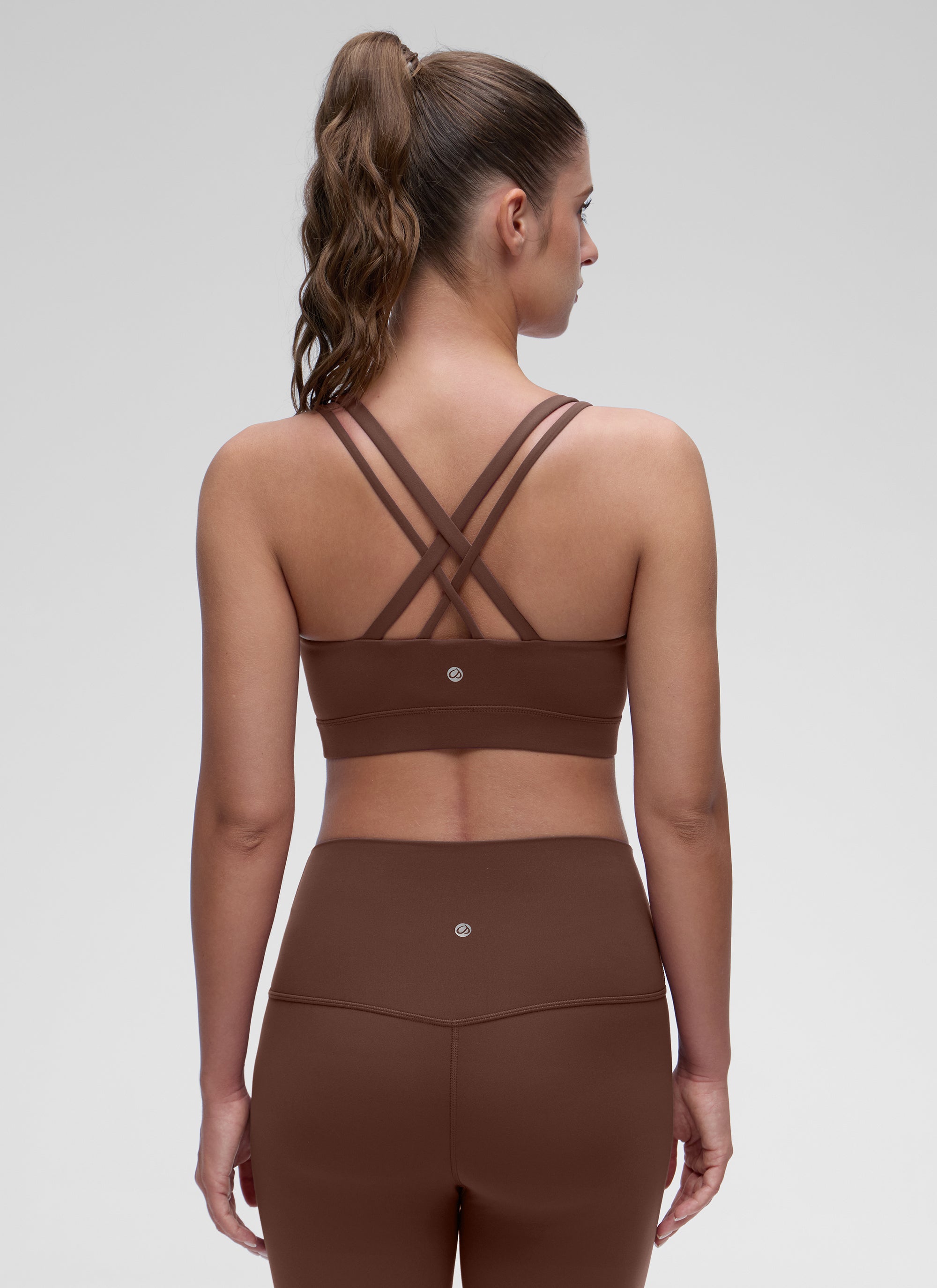 CRZ YOGA Mujer Yoga Soporte Ligero Moldeado Escote en U Doble Tirante Café Morena
