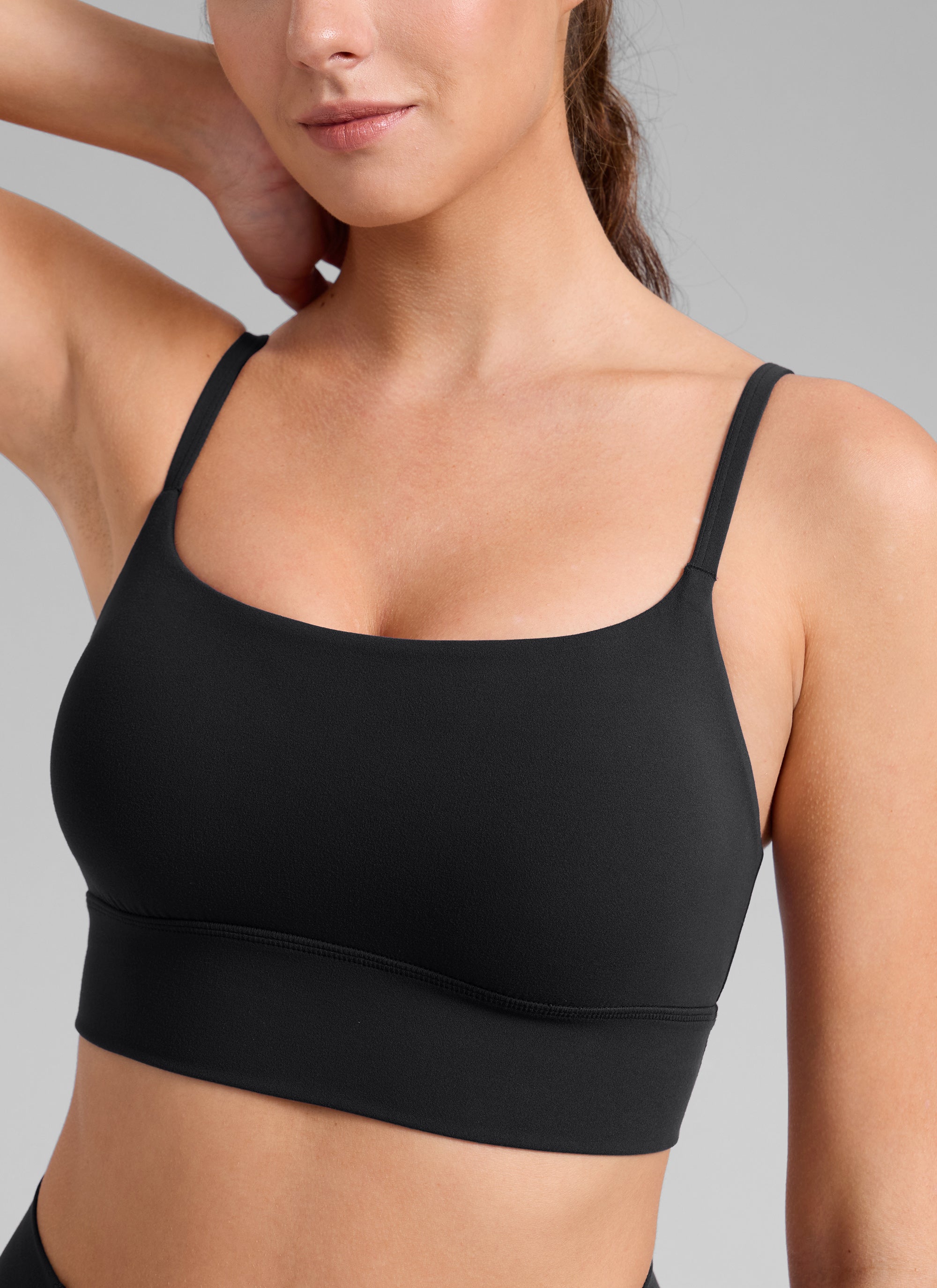 CRZ YOGA Mujer Butterlift Yoga Longline Bra con Almohadillas Negro