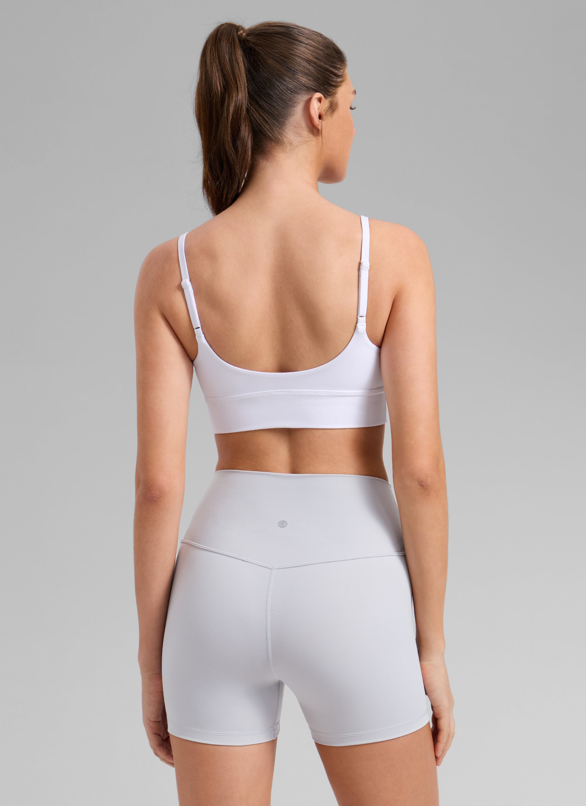 CRZ YOGA Mujer Butterlift Yoga Longline Bra con Almohadillas blanco
