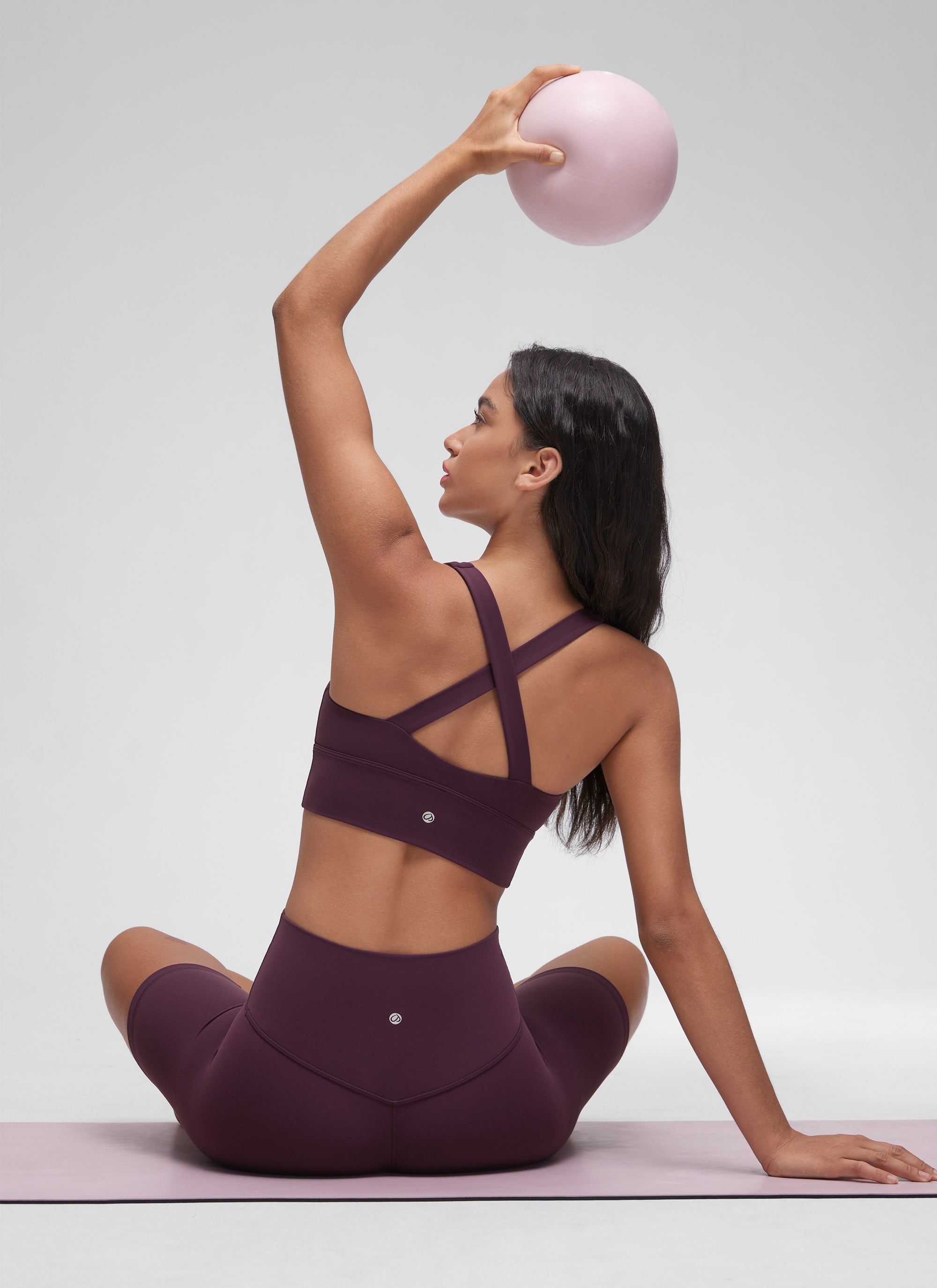 CRZ YOGA Mujer Sujetador Butterluxe Soporte Ligero con Detalle en V Deep Purple