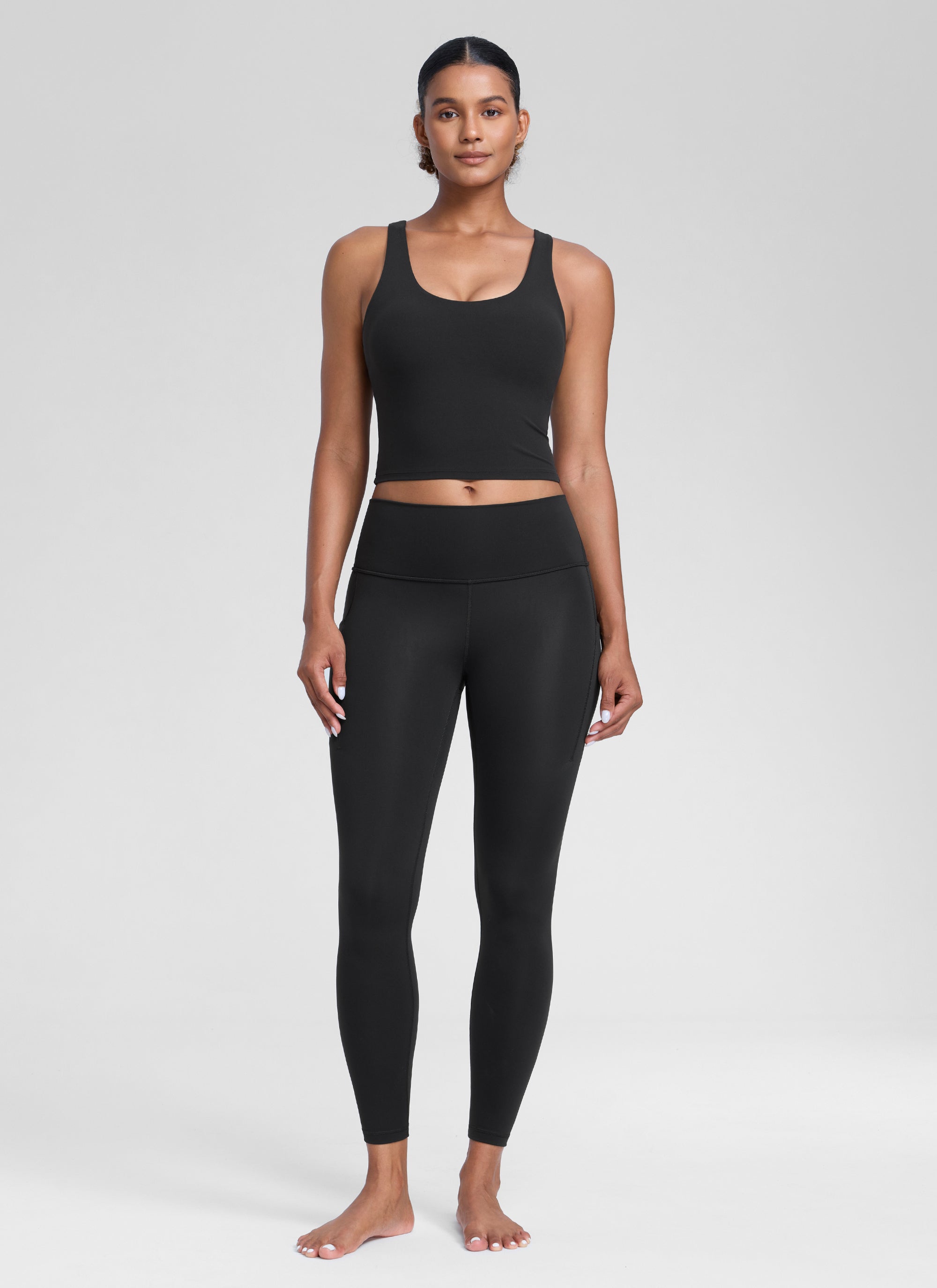 CRZ YOGA Mujer Butterlift Sujetador Racerback con Escote U para Yoga Negro