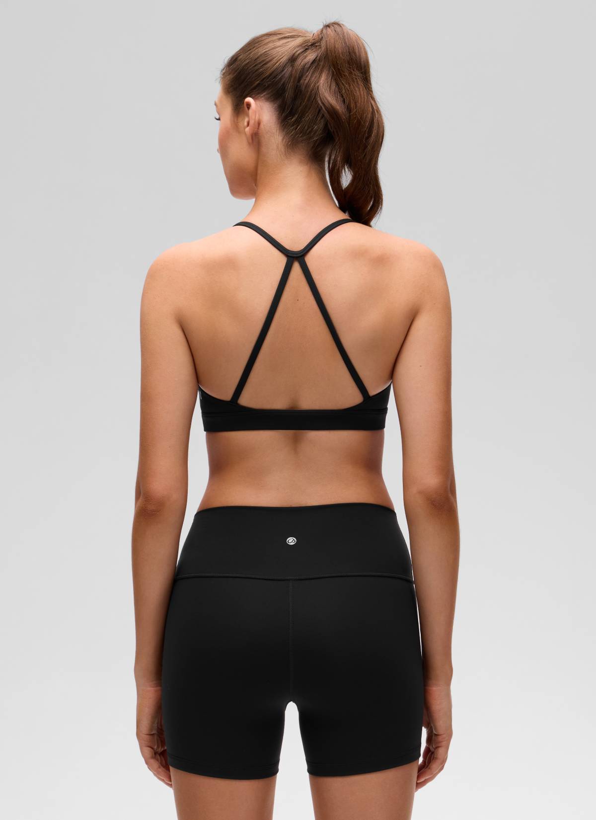 CRZ YOGA Sujetador Deportivo Butterluxe Redondo y Espalda Cruzada Negro
