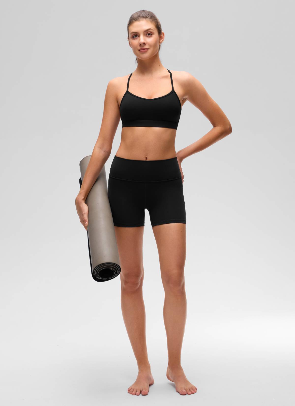 CRZ YOGA Sujetador Deportivo Butterluxe Redondo y Espalda Cruzada Negro