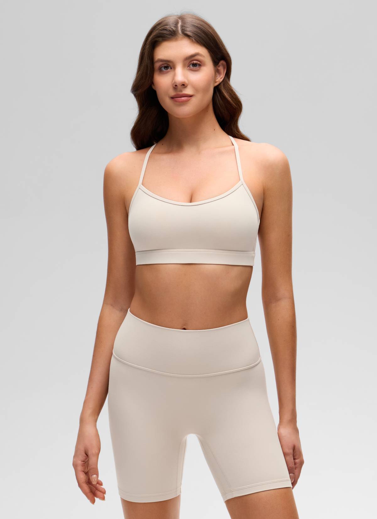 CRZ YOGA Sujetador Deportivo Butterluxe Redondo y Espalda Cruzada Bronceado Mojave
