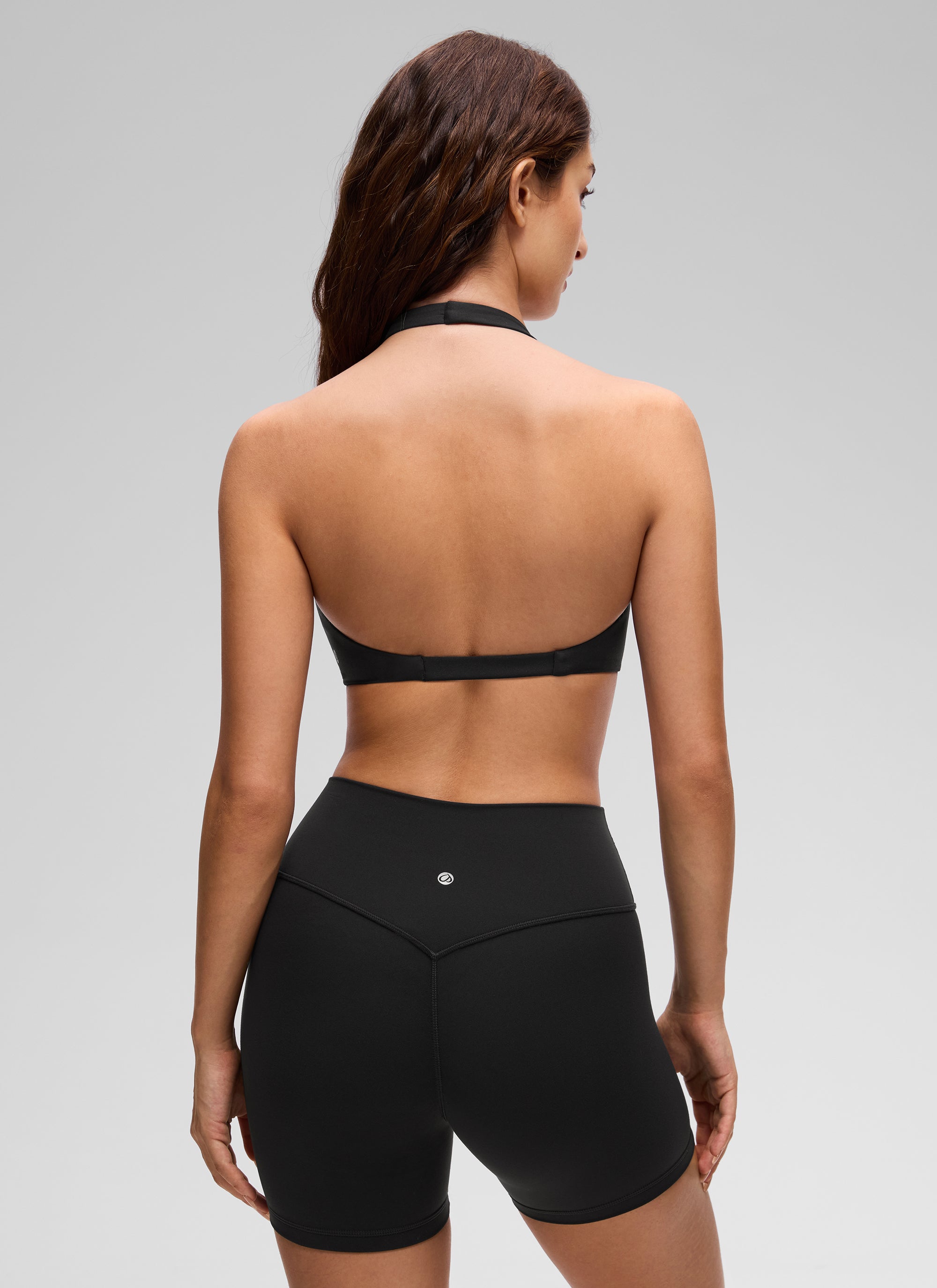 CRZ YOGA Sujetador de Yoga Butterluxe con Escote en V y Doble Capa Negro