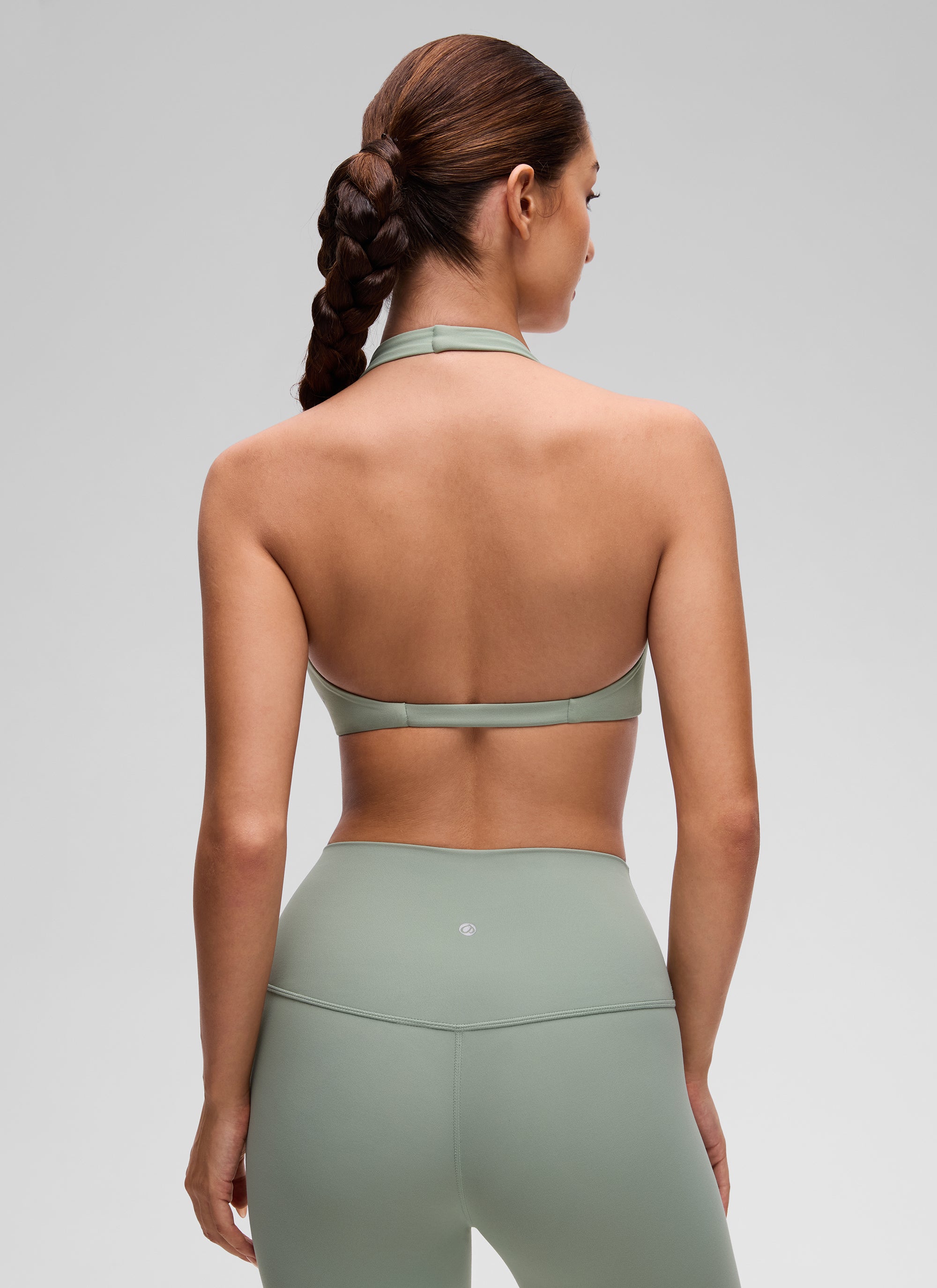 CRZ YOGA Sujetador de Yoga Butterluxe con Escote en V y Doble Capa Tribunal de Green Palm