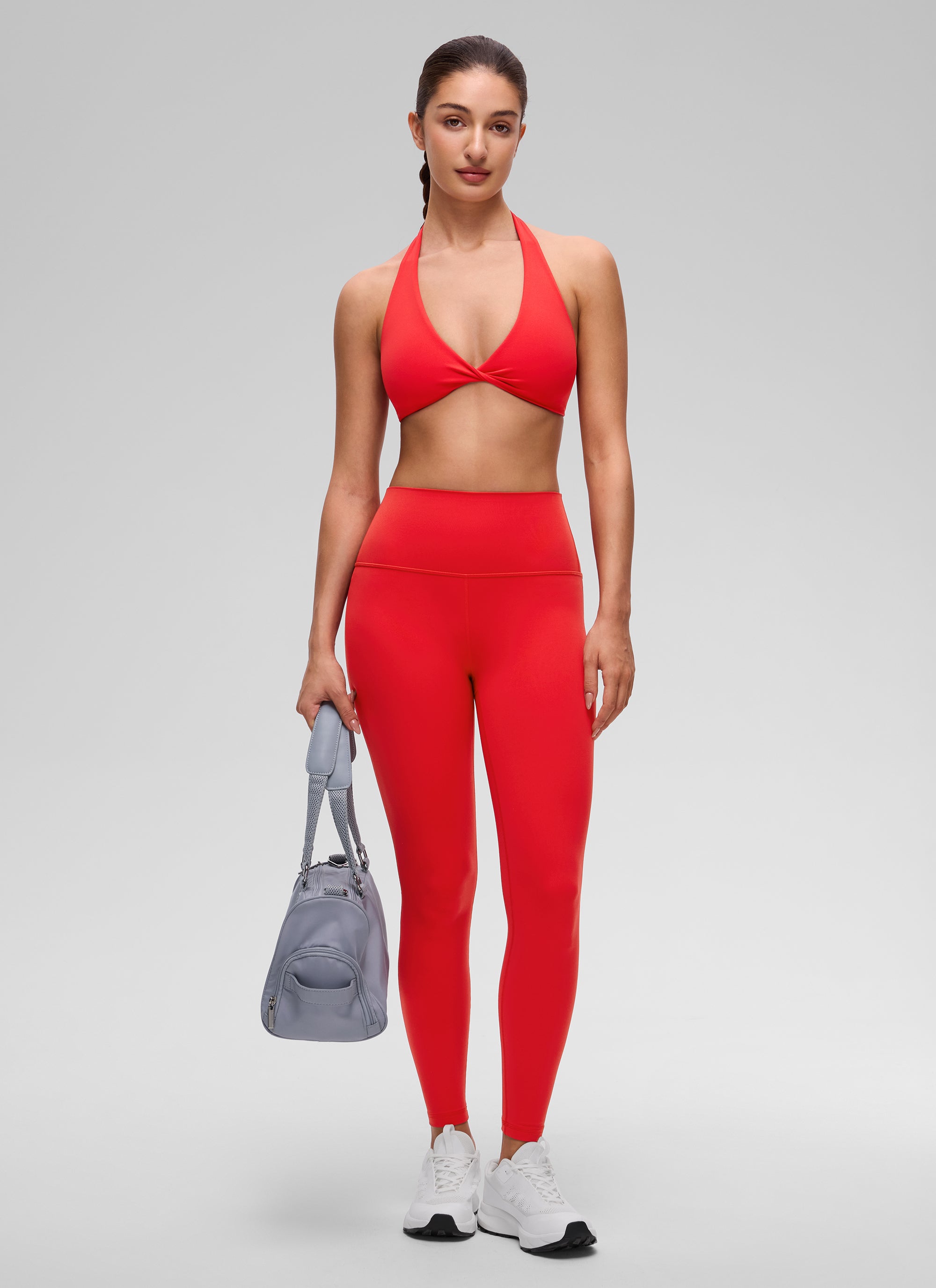 CRZ YOGA Sujetador de Yoga Butterluxe con Escote en V y Doble Capa Rojo Profundo