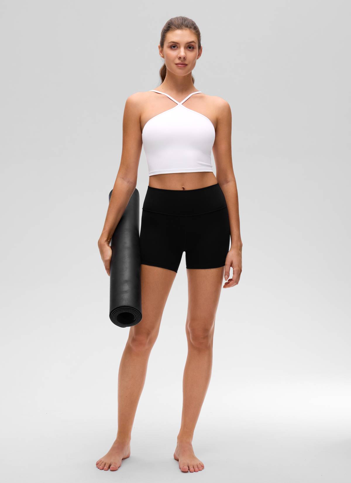 CRZ YOGA Women's Butterluxe Sujetador Incorporado de Halter Cruzado blanco