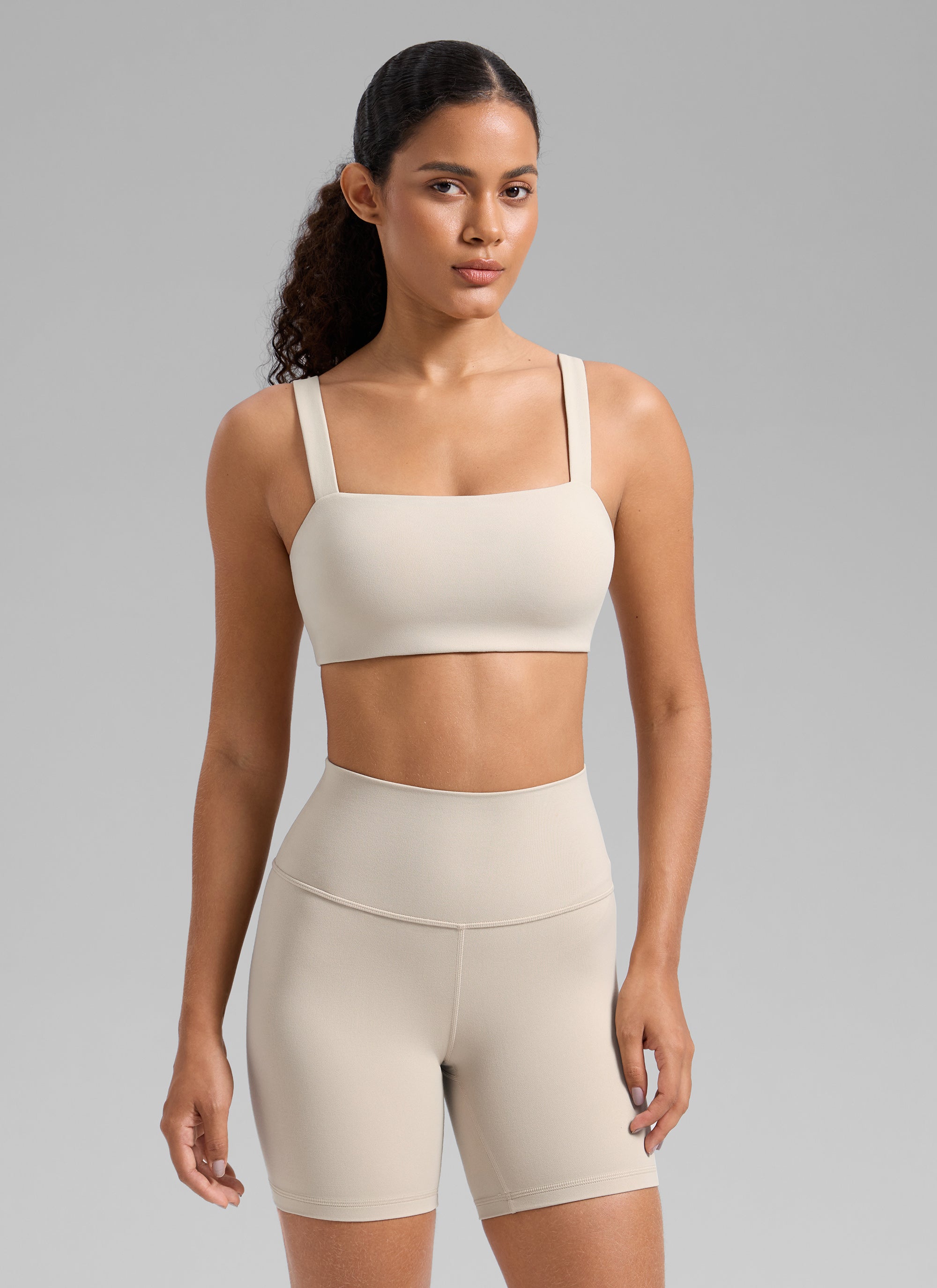 CRZ YOGA Women's Butterlift Sujetador Deportivo de Cuello Cuadrado Bronceado Mojave