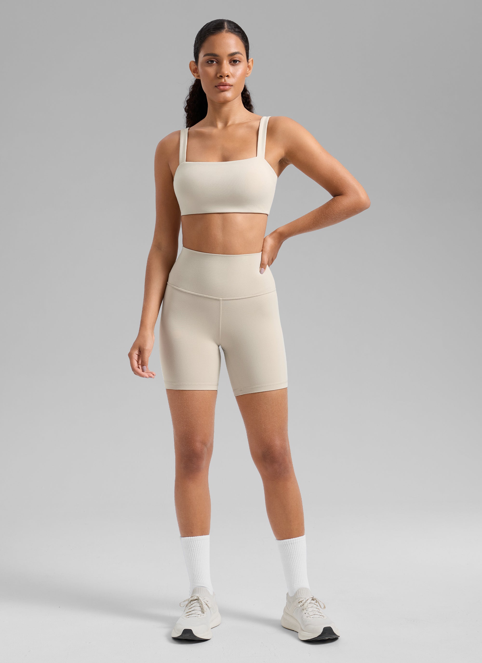CRZ YOGA Women's Butterlift Sujetador Deportivo de Cuello Cuadrado Bronceado Mojave