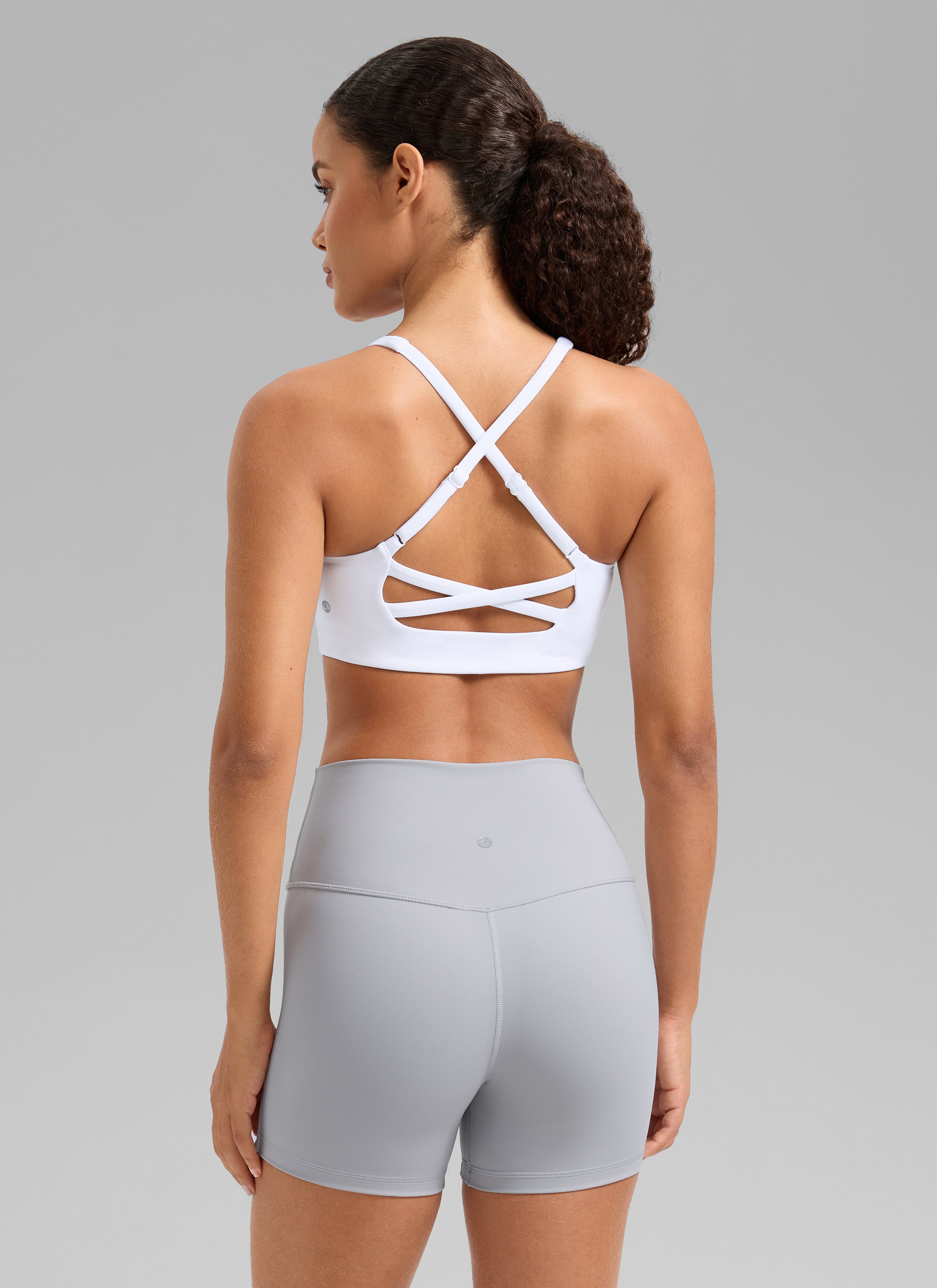 CRZ YOGA Sujetador Butterlift Cross Back con Bra Incorporado blanco