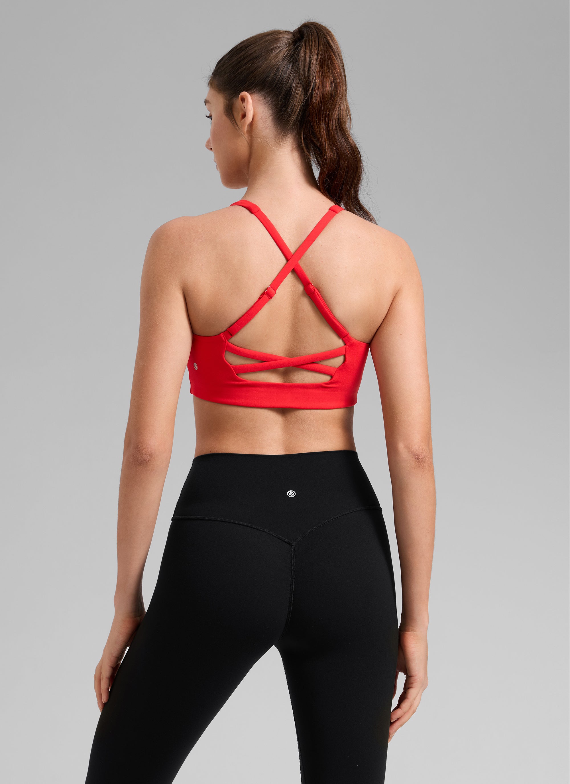 CRZ YOGA Sujetador Butterlift Cross Back con Bra Incorporado Rojo Profundo