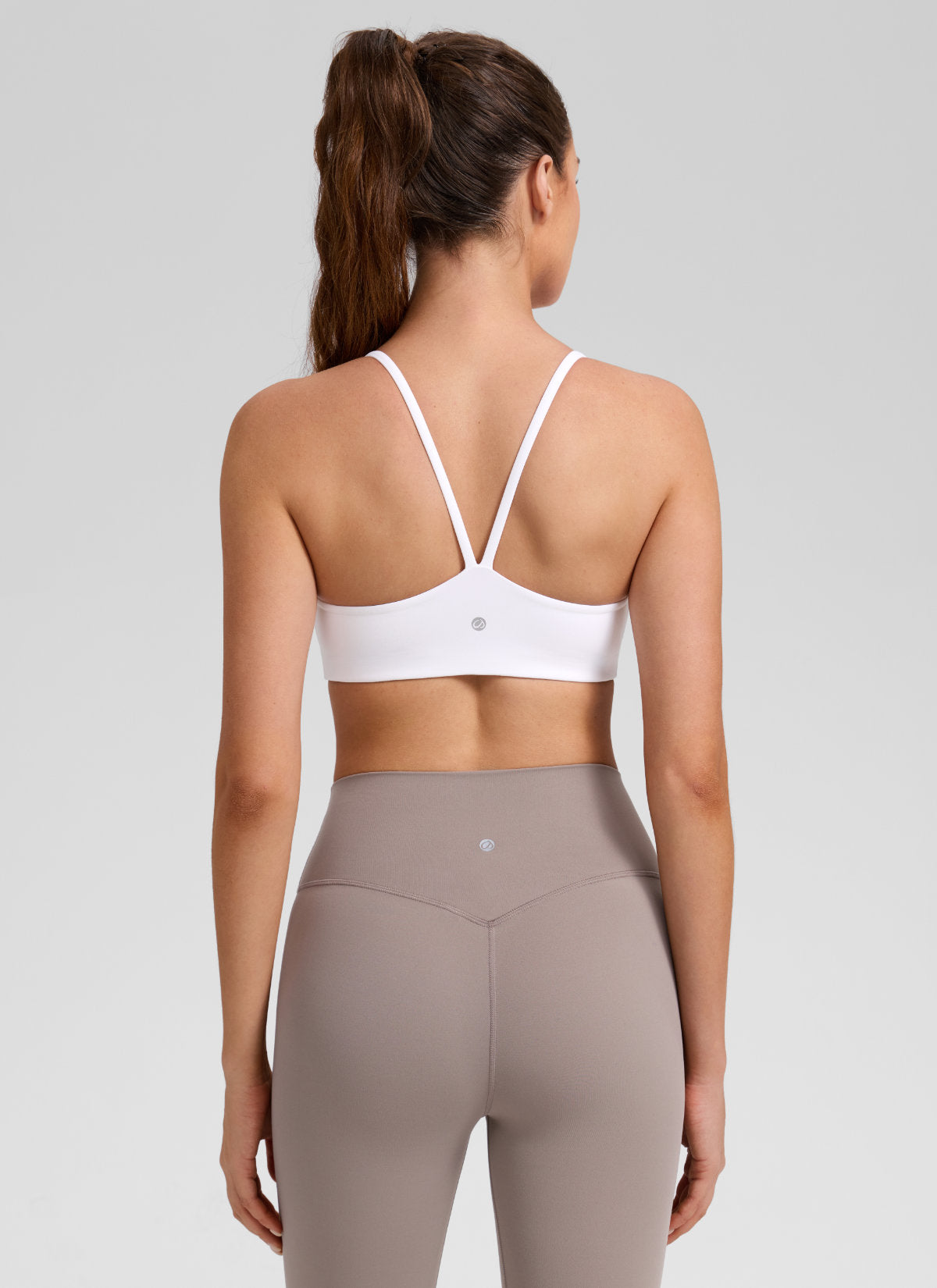 CRZ YOGA Sujetador Butterlift® Deportivo con Espalda en V para Mujer blanco