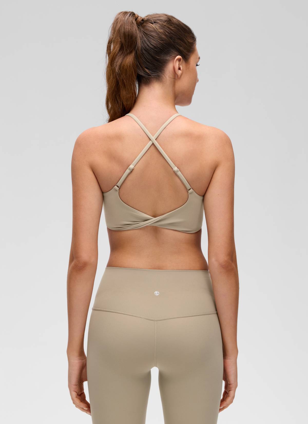 CRZ YOGA Sujetador Butterluxe con Espalda Cruzada para Mujer Roble