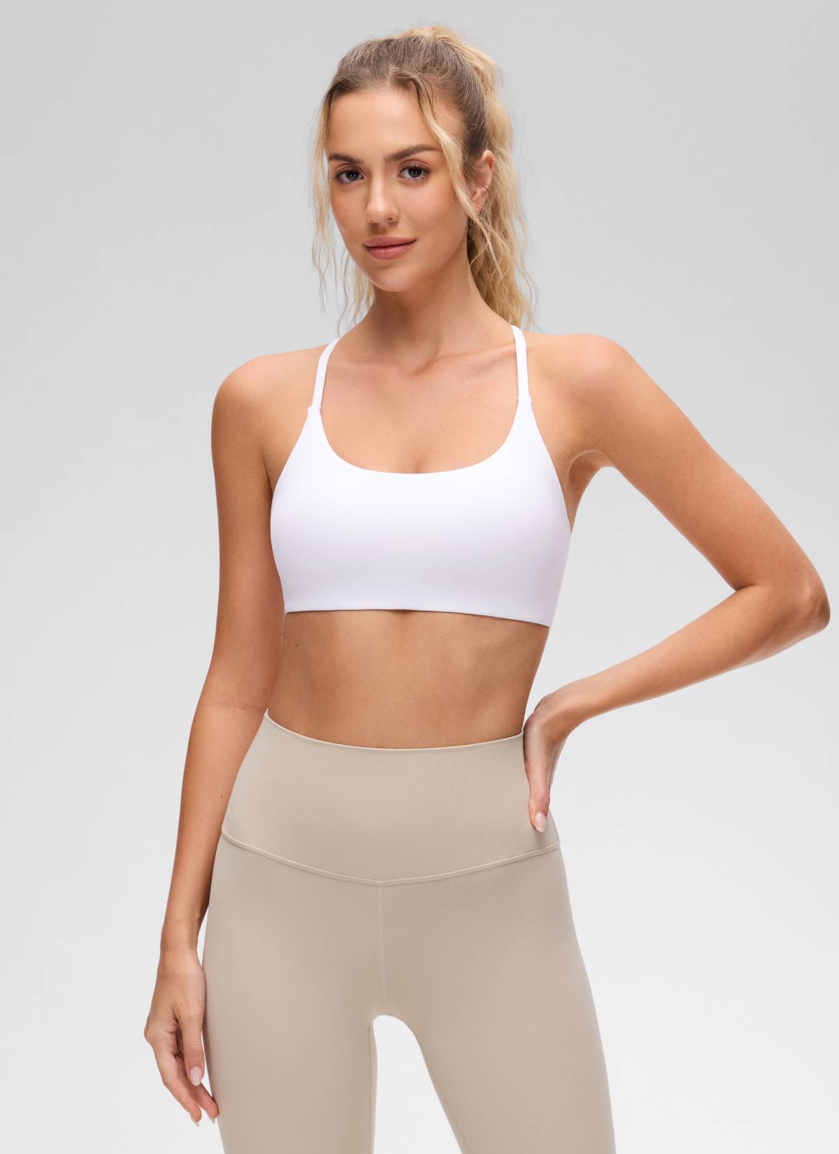 CRZ YOGA Sujetador Butterluxe con Espalda Cruzada para Mujer blanco